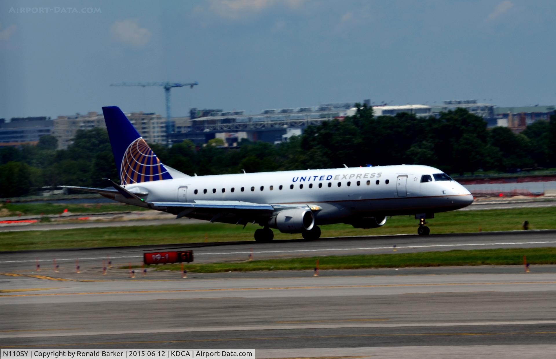 N110SY, 2014 Embraer 175LR (ERJ-170-200LR) C/N 17000405, Landing DCA