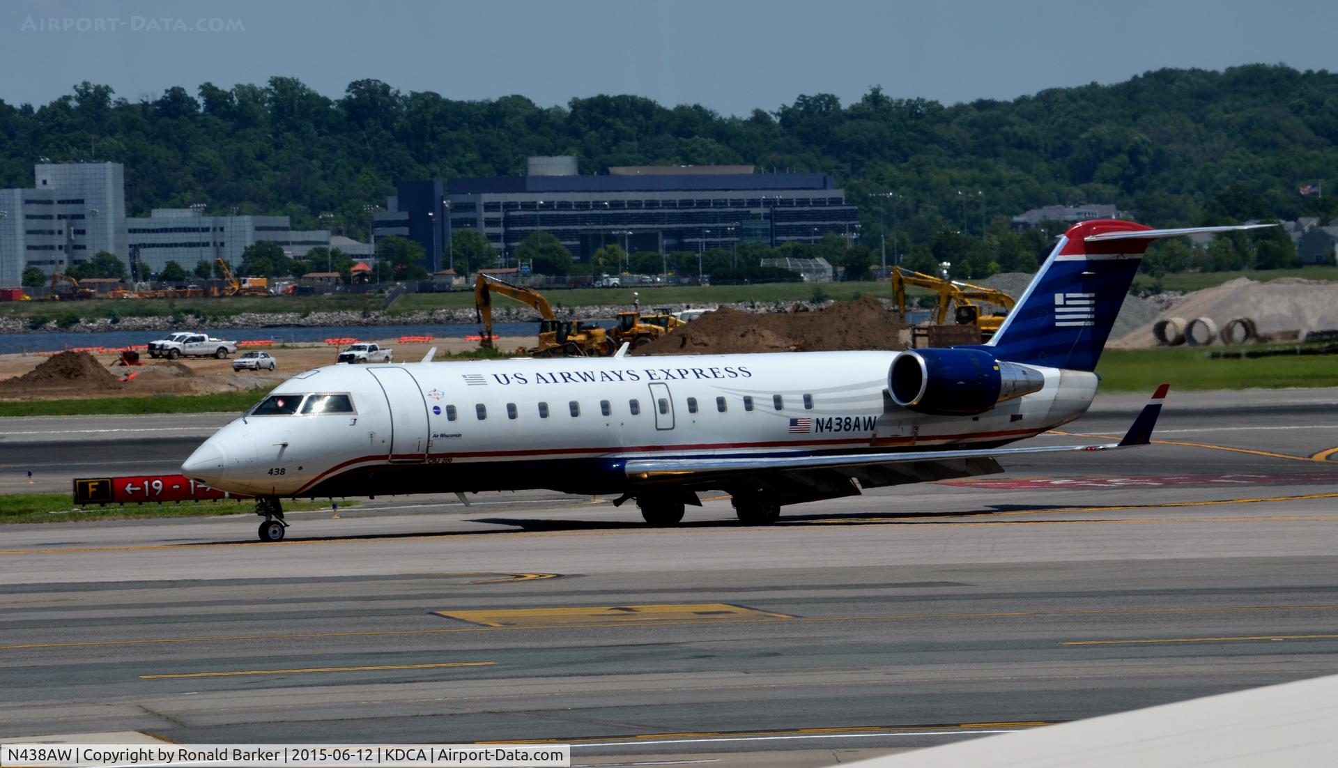 N438AW, 2003 Bombardier CRJ-200LR (CL-600-2B19) C/N 7748, Taxi to park National