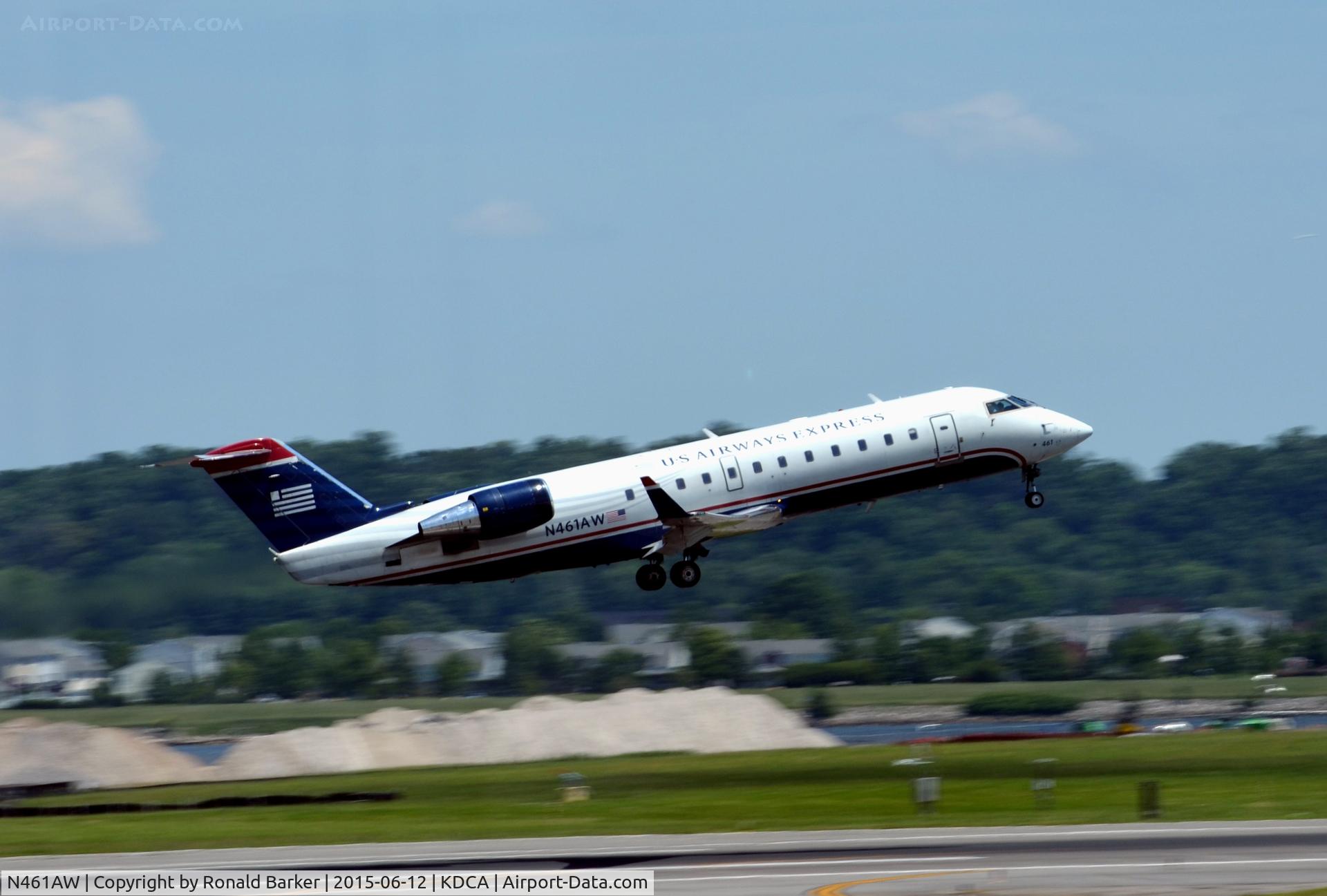 N461AW, 2003 Canadair CRJ-200LR (CL-600-2B19) C/N 7870, Takeoff National