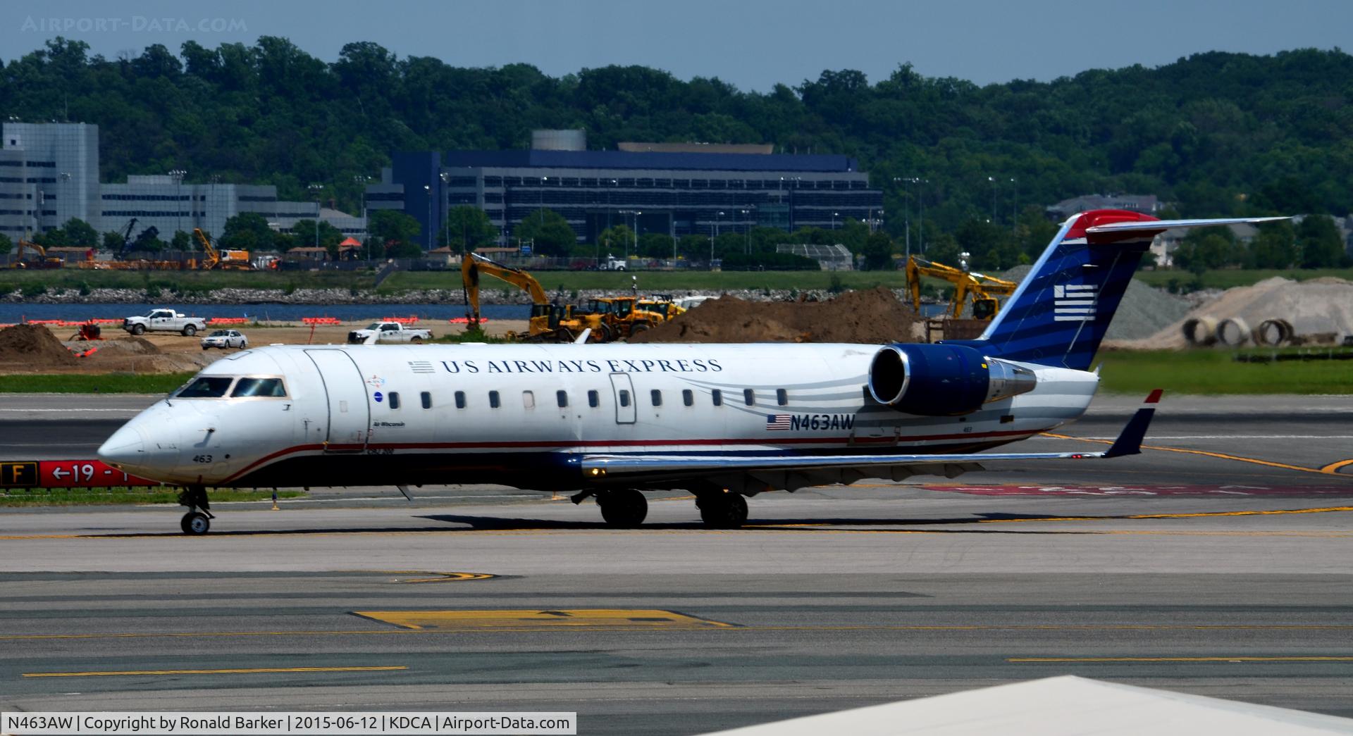 N463AW, 2003 Bombardier CRJ-200LR (CL-600-2B19) C/N 7878, Taxi to park National