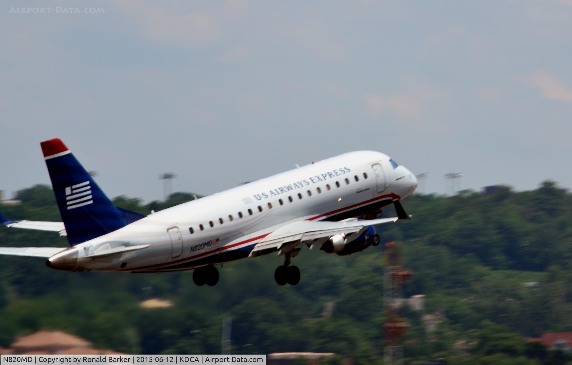 N820MD, 2004 Embraer 170SU (ERJ-170-100SU) C/N 17000041, Departure National