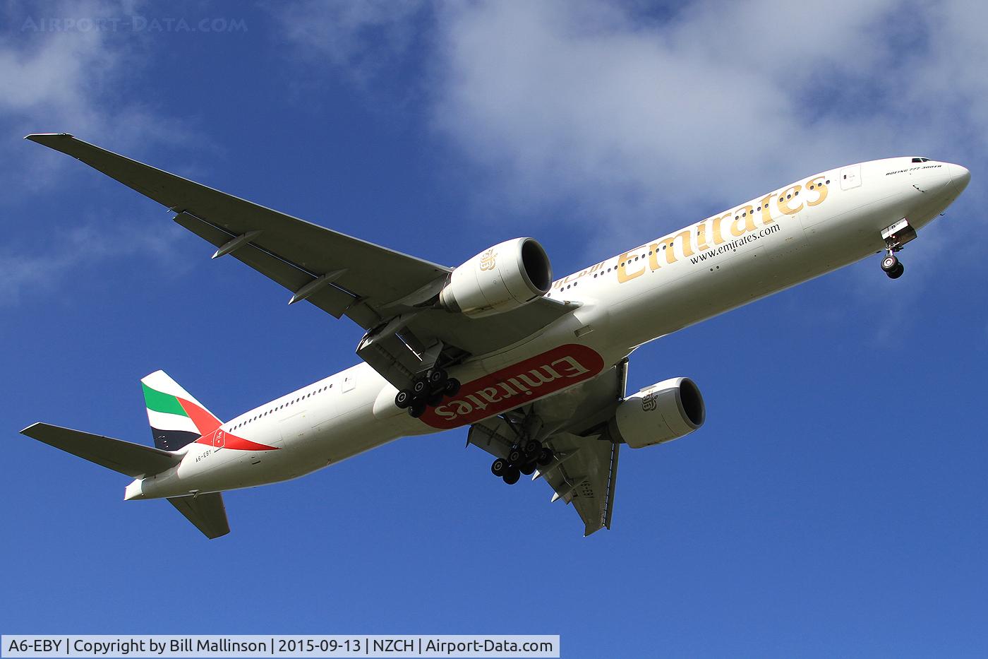A6-EBY, 2007 Boeing 777-36N/ER C/N 33864, finals to 20