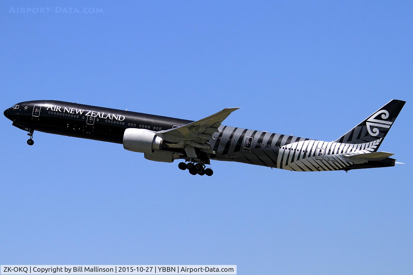 ZK-OKQ, 2011 Boeing 777-306/ER C/N 40689, away from 01