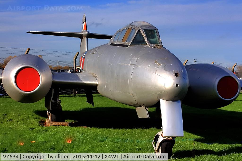 VZ634, Gloster Meteor T.7 C/N Not found VZ634, Still looking good