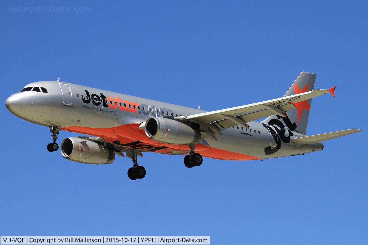 VH-VQF, 2008 Airbus A320-232 C/N 3474, FINALS TO 06