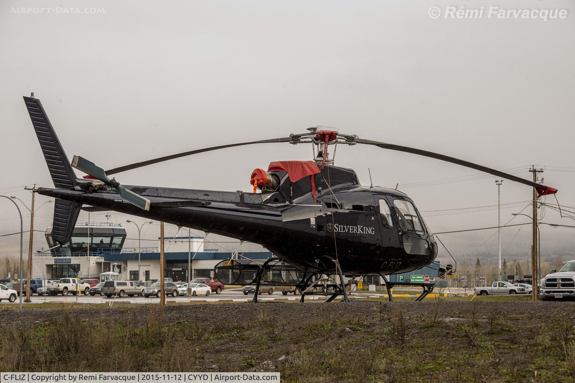 C-FLIZ, 1991 Aerospatiale AS-350BA Ecureuil C/N 2484, With basket
