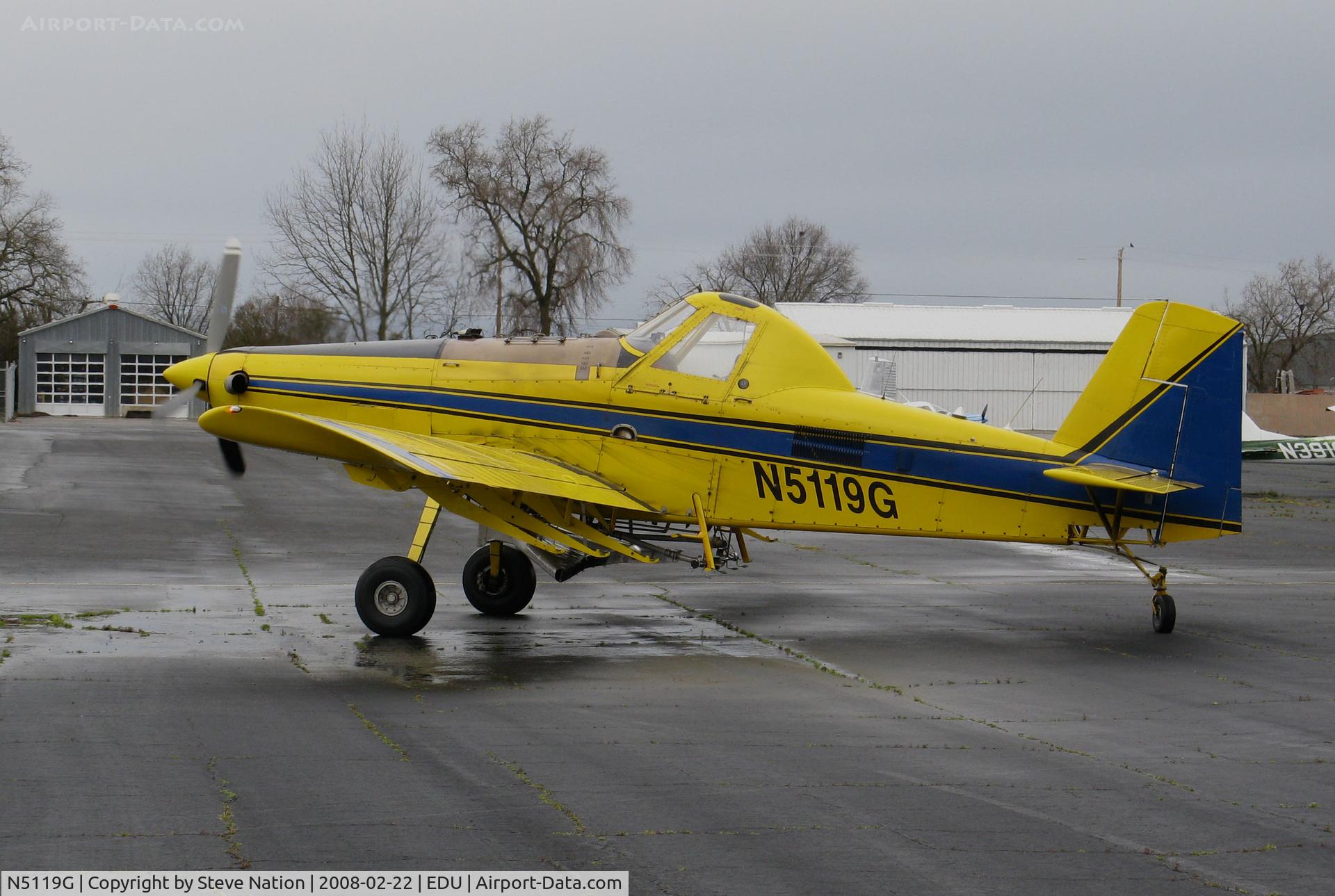 N5119G, 1997 Air Tractor Inc AT-502B C/N 502B-0474, Farm-Air 1997 Air Tractor AT-502B @ University airport, Davis, CA taking a break during rice seeding season