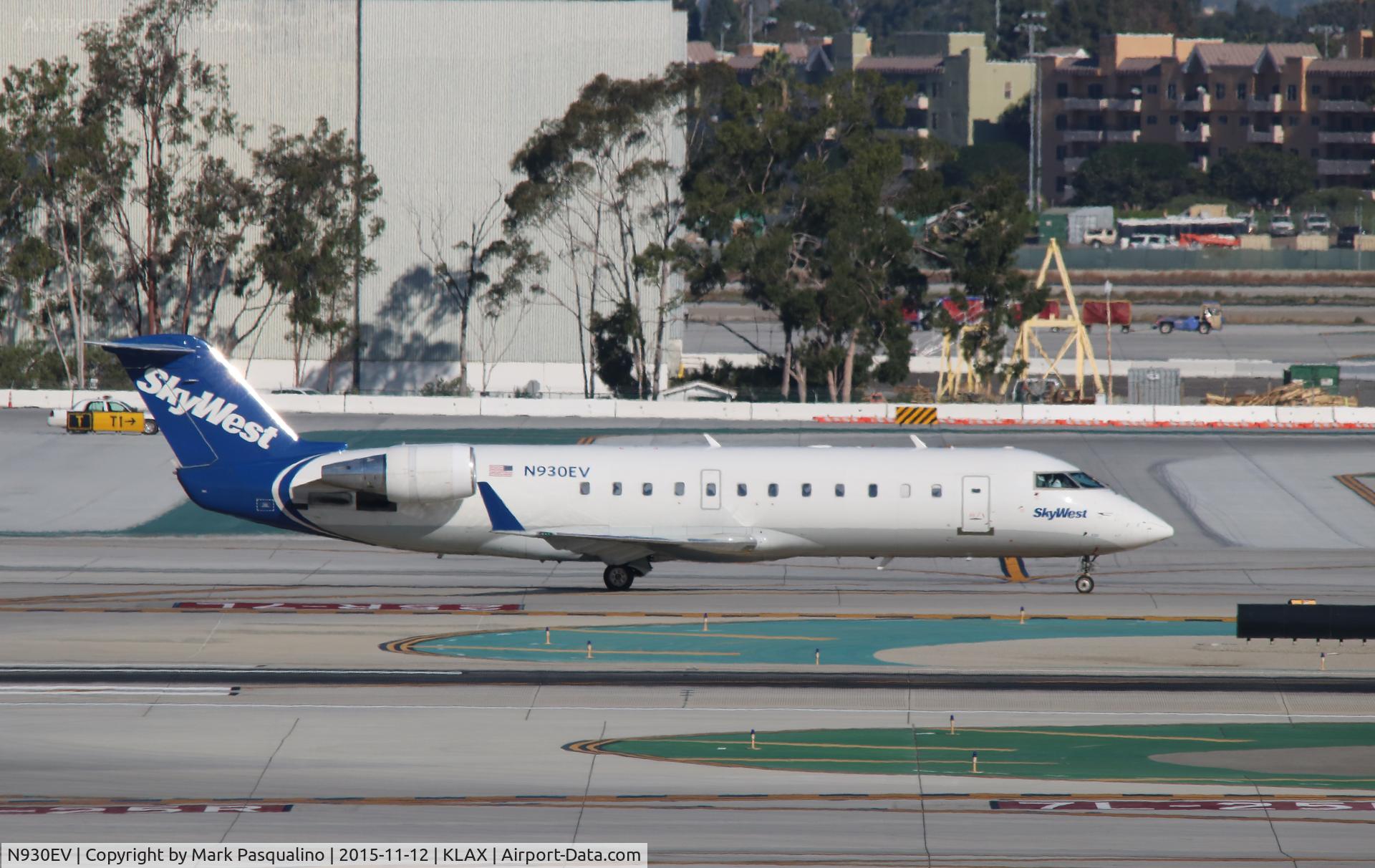 N930EV, 2005 Bombardier CRJ-200ER (CL-600-2B19) C/N 8014, CL-600-2B19