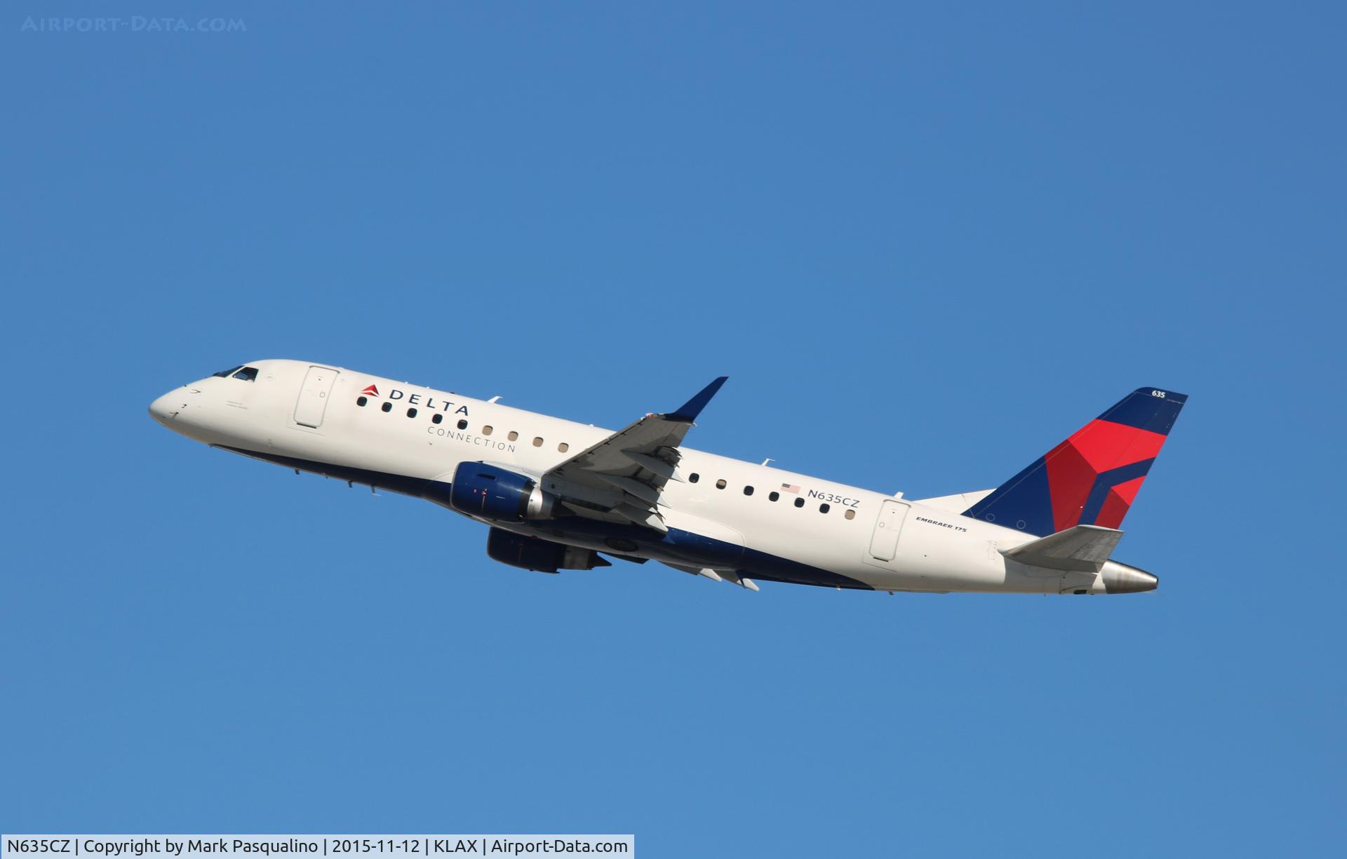 N635CZ, 2008 Embraer 175LR (ERJ-170-200LR) C/N 17000252, ERJ 170-200 LR