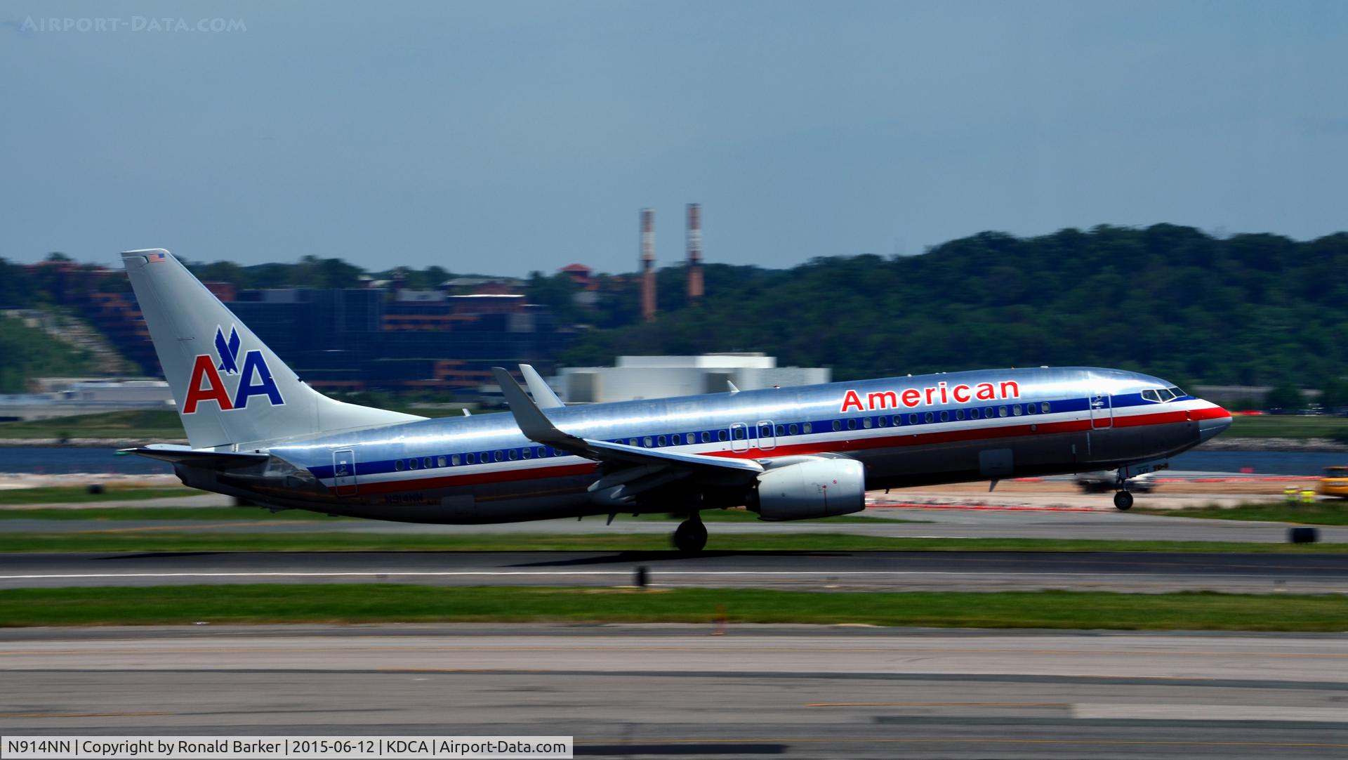 N914NN, 2012 Boeing 737-823 C/N 31161, Takeoff national