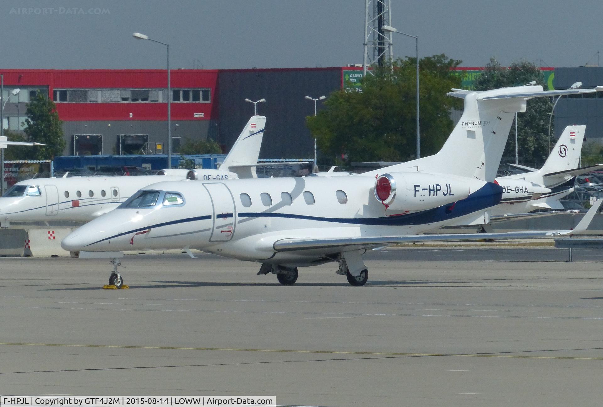 F-HPJL, 2014 Embraer EMB-505 Phenom 300 C/N 50500274, F-HPJL at Vienna 14.8.15