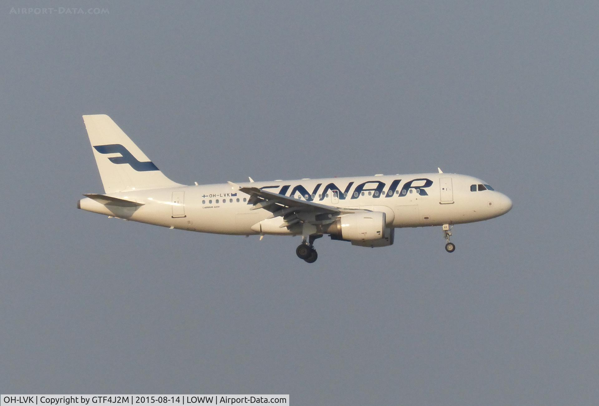 OH-LVK, 2004 Airbus A319-112 C/N 2124, OH-LVK at Vienna 14.8.15