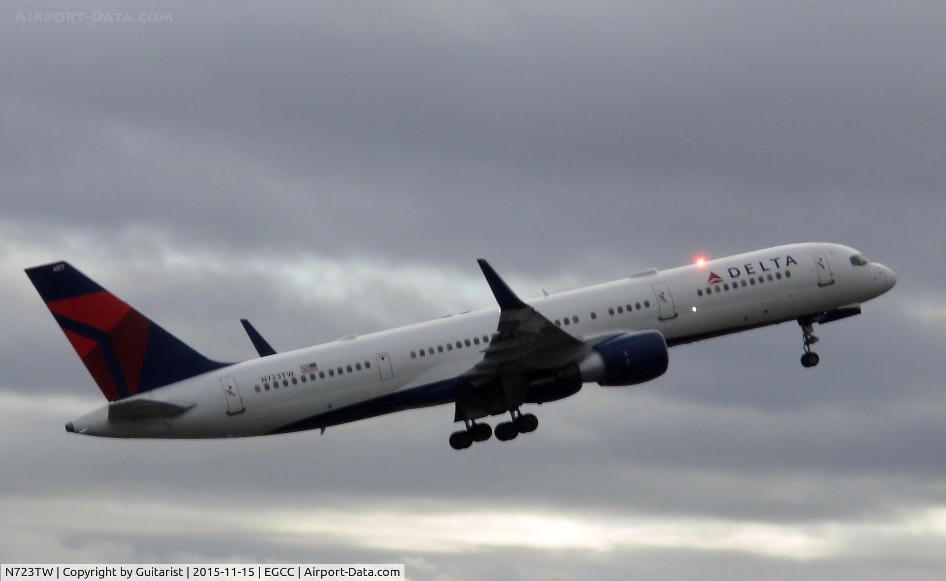 N723TW, 2000 Boeing 757-231 C/N 29378, At Manchester