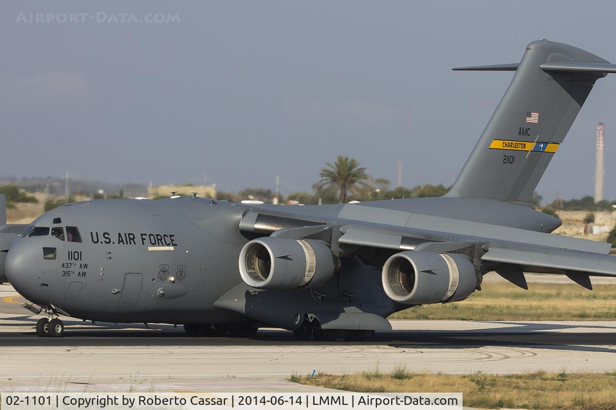 02-1101, 2002 Boeing C-17A Globemaster III C/N 50109/F108, Runway 31