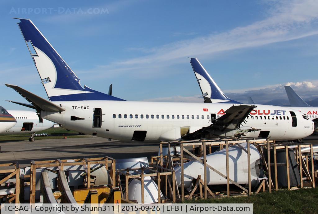 TC-SAG, 2003 Boeing 737-73V C/N 32420, Stored and dismantled... To be broken up...