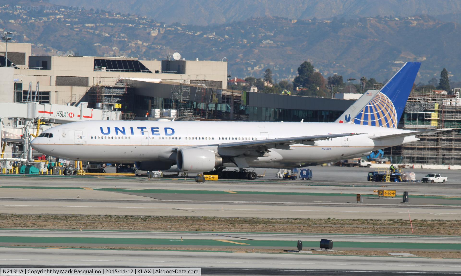 N213UA, 2000 Boeing 777-222 C/N 30219, Boeing 777-200