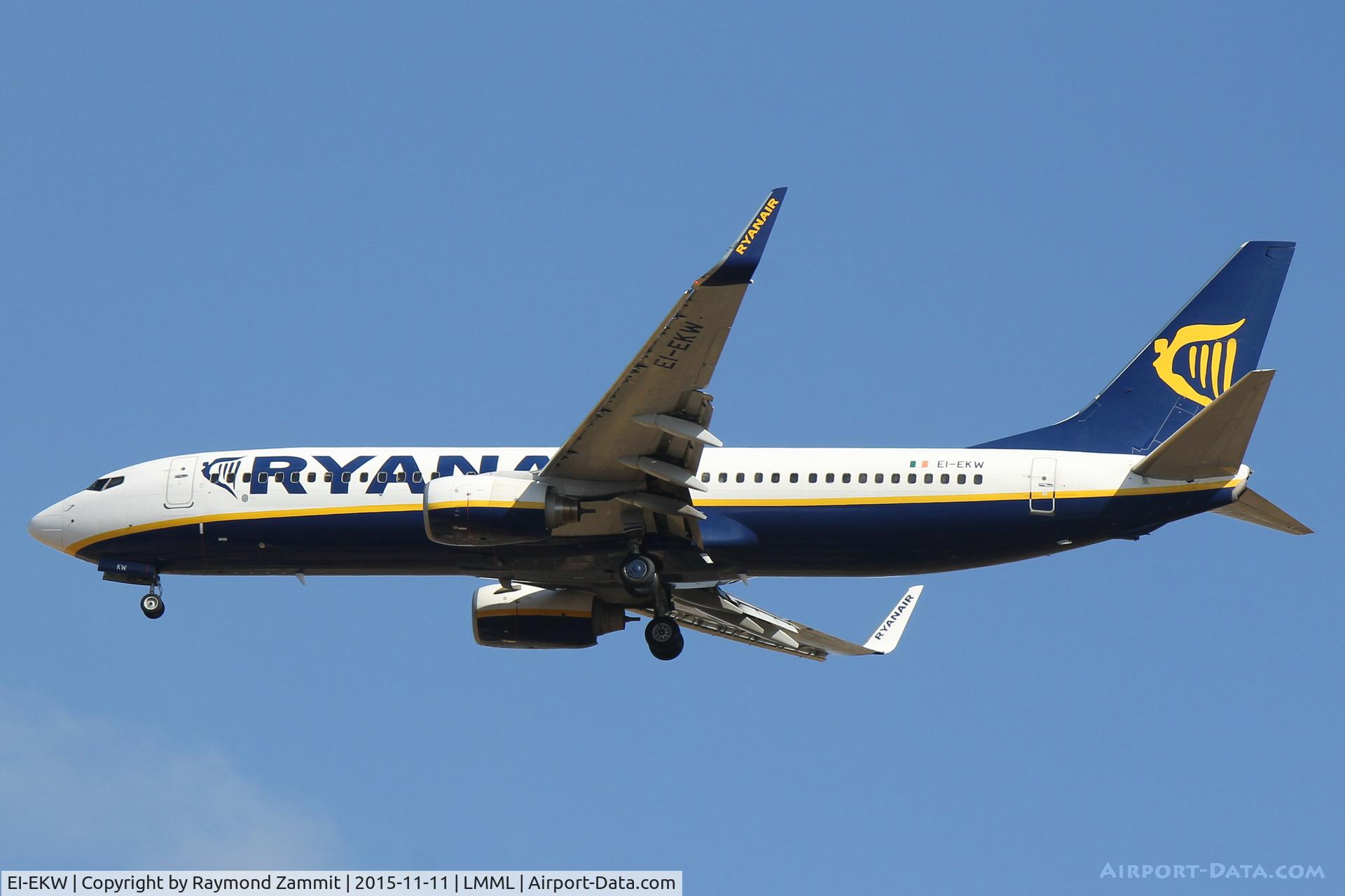 EI-EKW, 2010 Boeing 737-8AS C/N 38506, Boeing 737-800 EI-EKW Ryanair