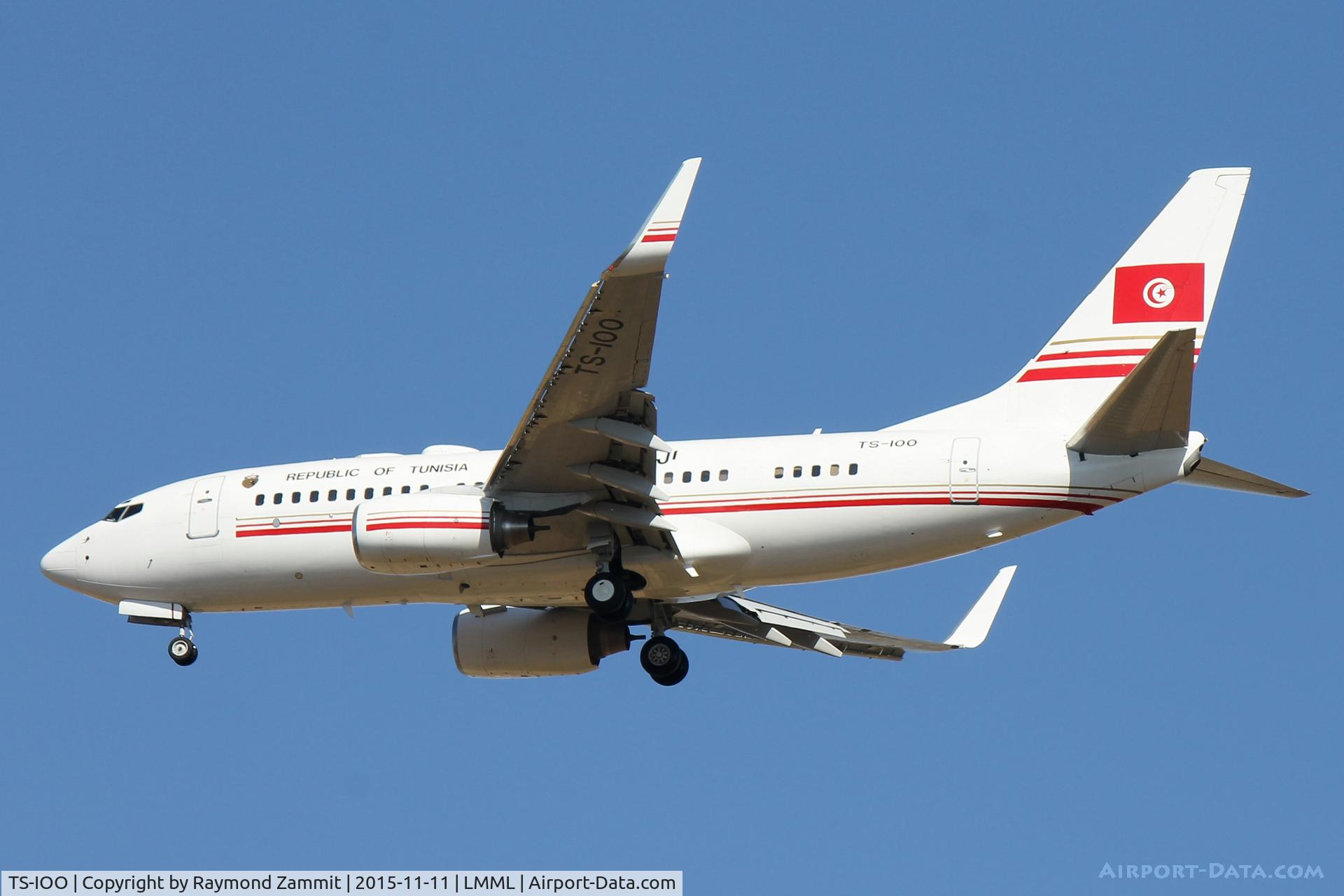 TS-IOO, 1999 Boeing 737-7H3 BBJ C/N 29149/348, B737-700 TS-IOO Government of Tunisia