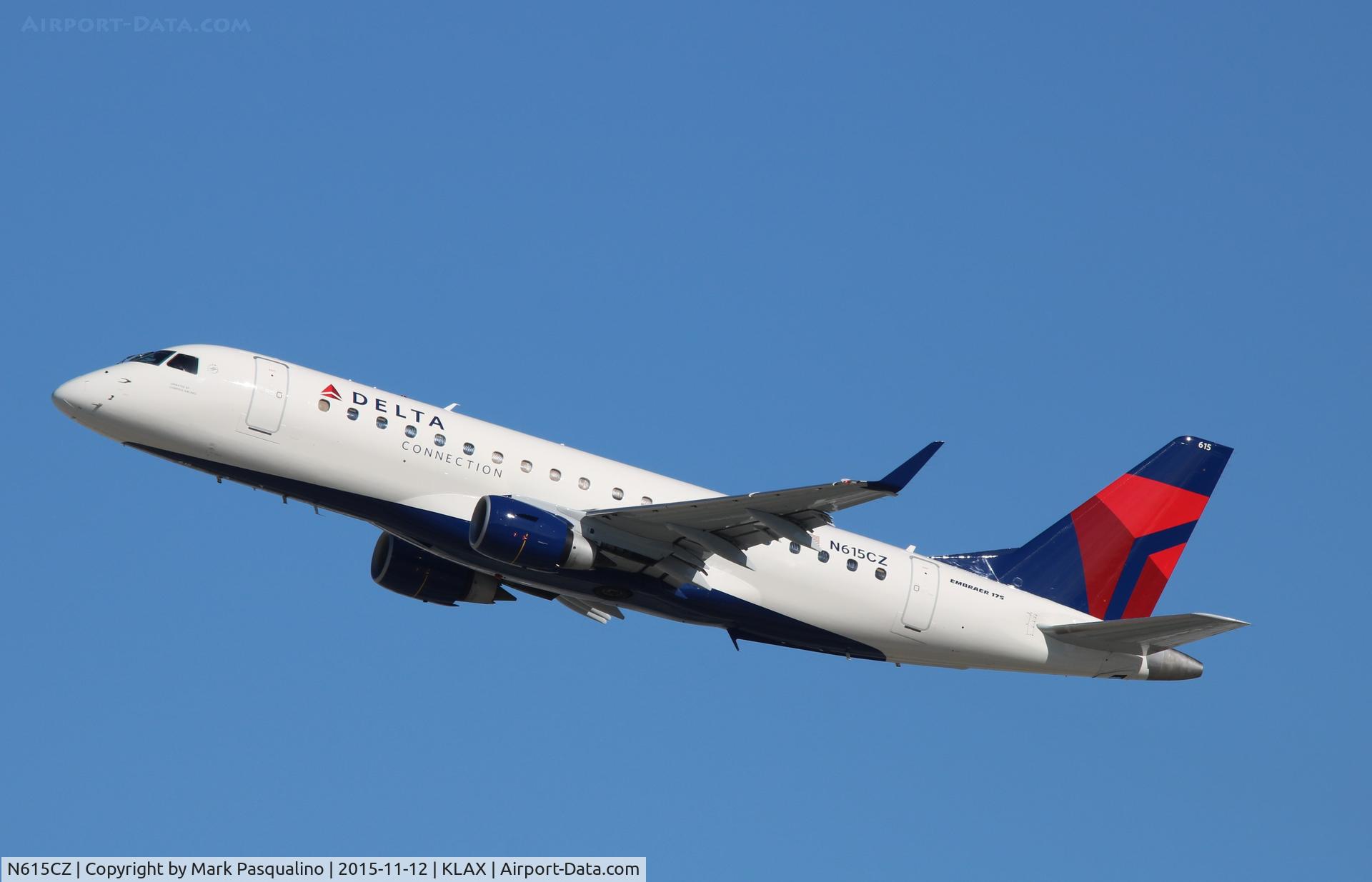 N615CZ, 2008 Embraer 175LR (ERJ-170-200LR) C/N 17000207, ERJ 170-200 LR