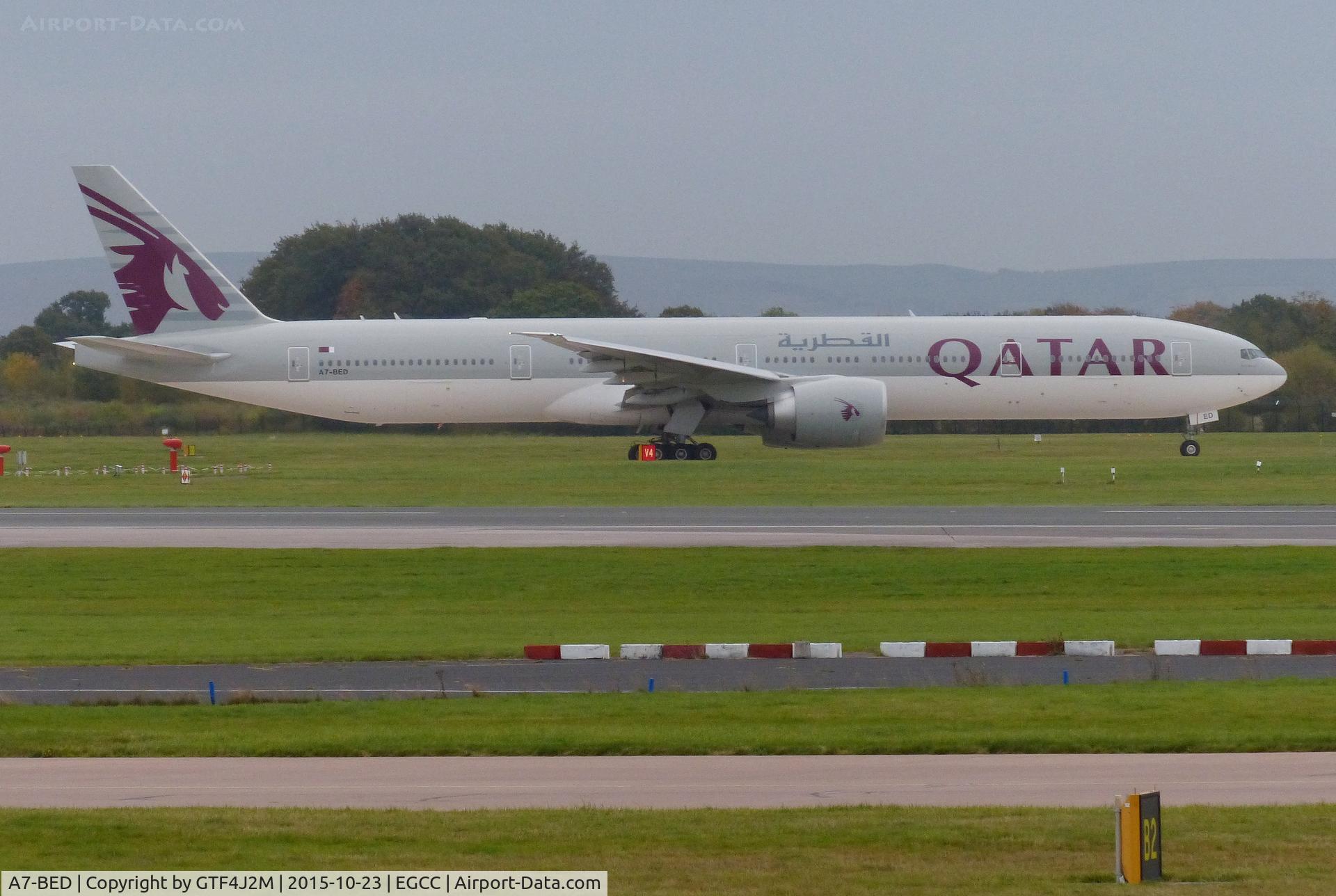 A7-BED, 2014 Boeing 777-3DZ/ER C/N 60330, A7-BED at Manchester 23.10.15