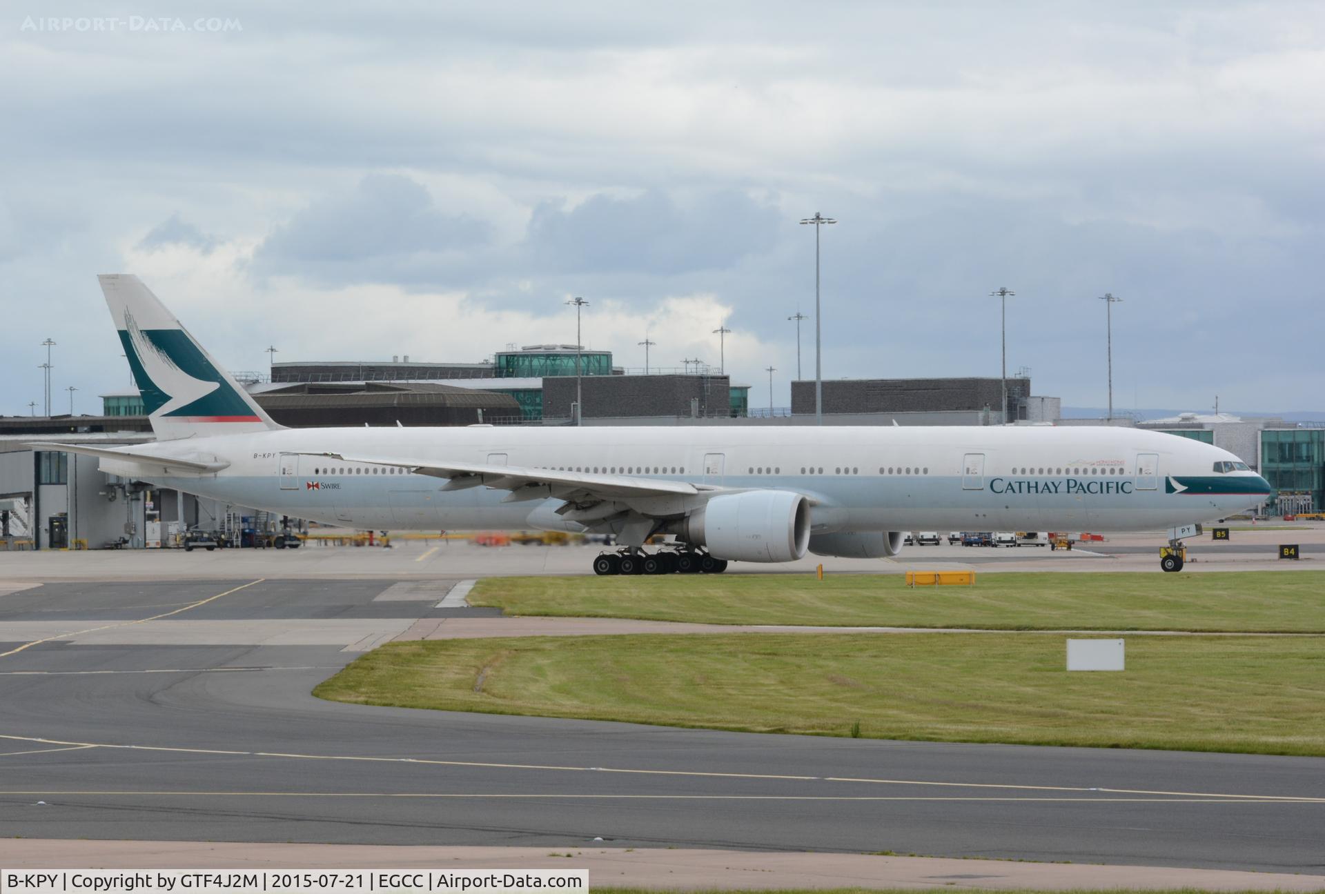B-KPY, 2012 Boeing 777-367/ER C/N 37899, B-KPY at Manchester 21.7.15