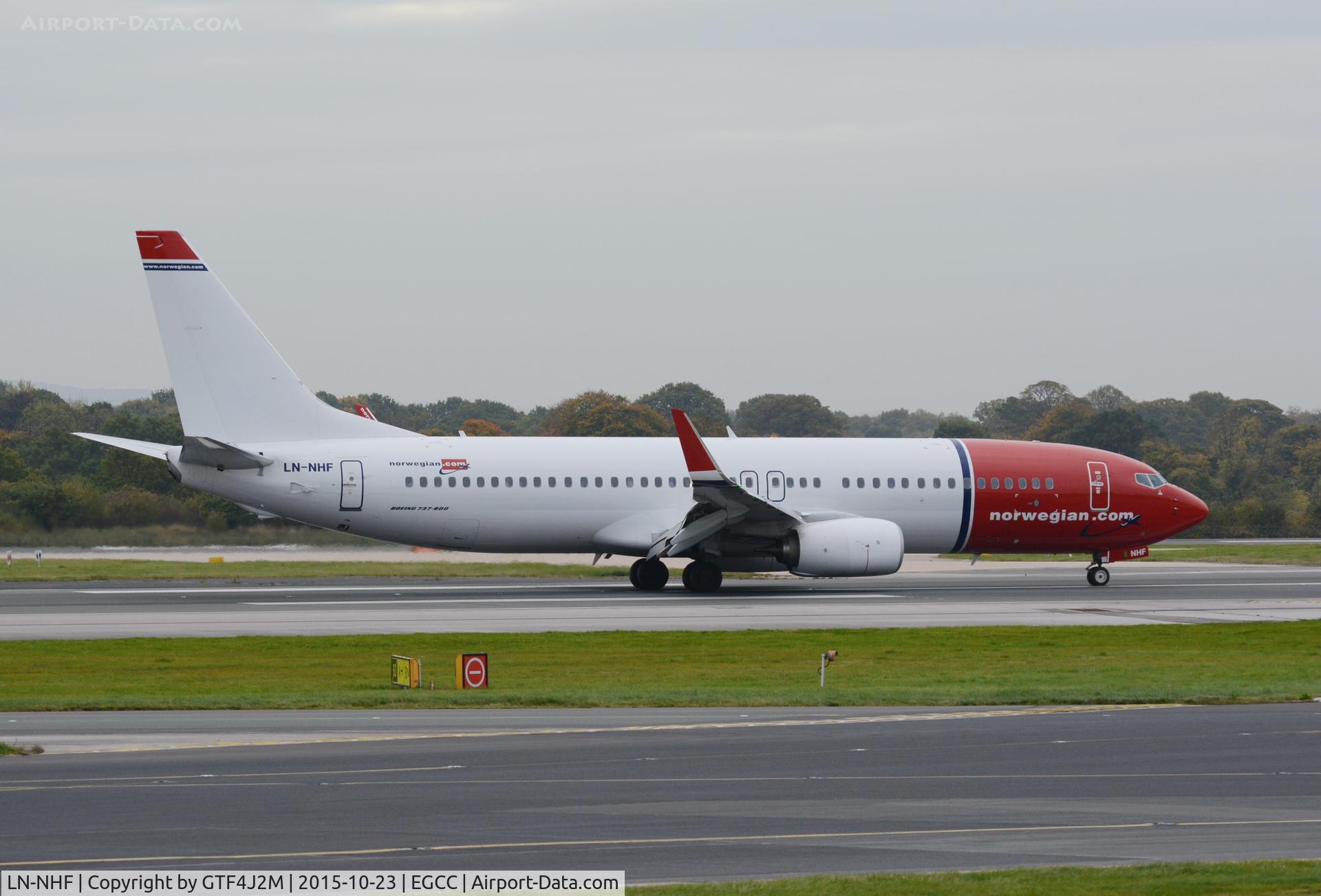 LN-NHF, 2015 Boeing 737-8JP C/N 42075, LN-NHF at Manchester 23.10.15
