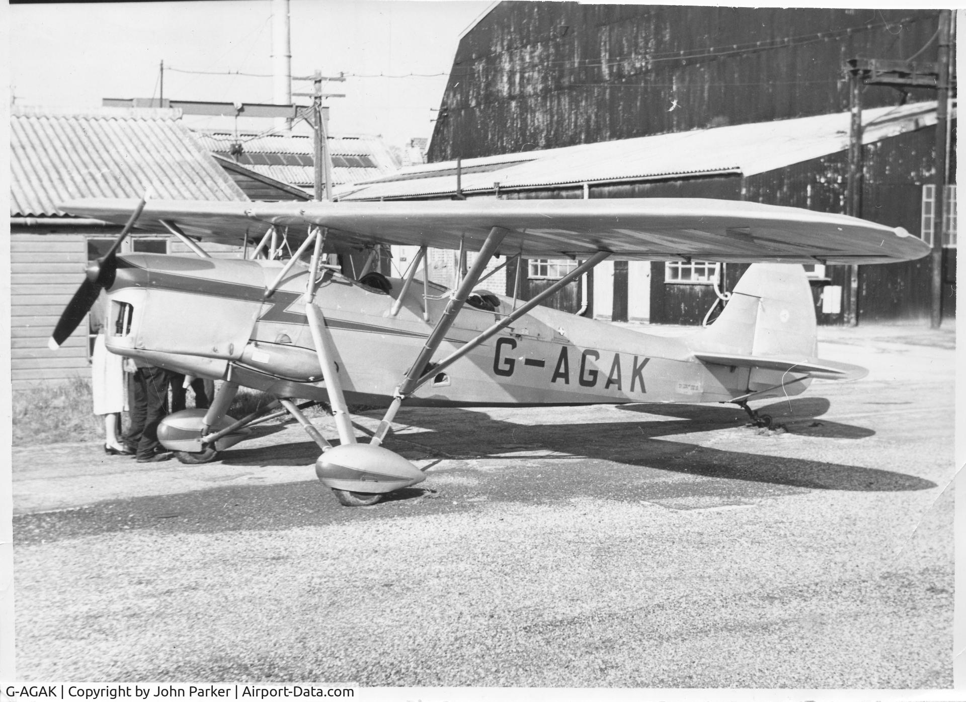 G-AGAK, 1939 Hirtenberger HS9A C/N 001, Pic at Fairoaks 1955 Destroyed 1958