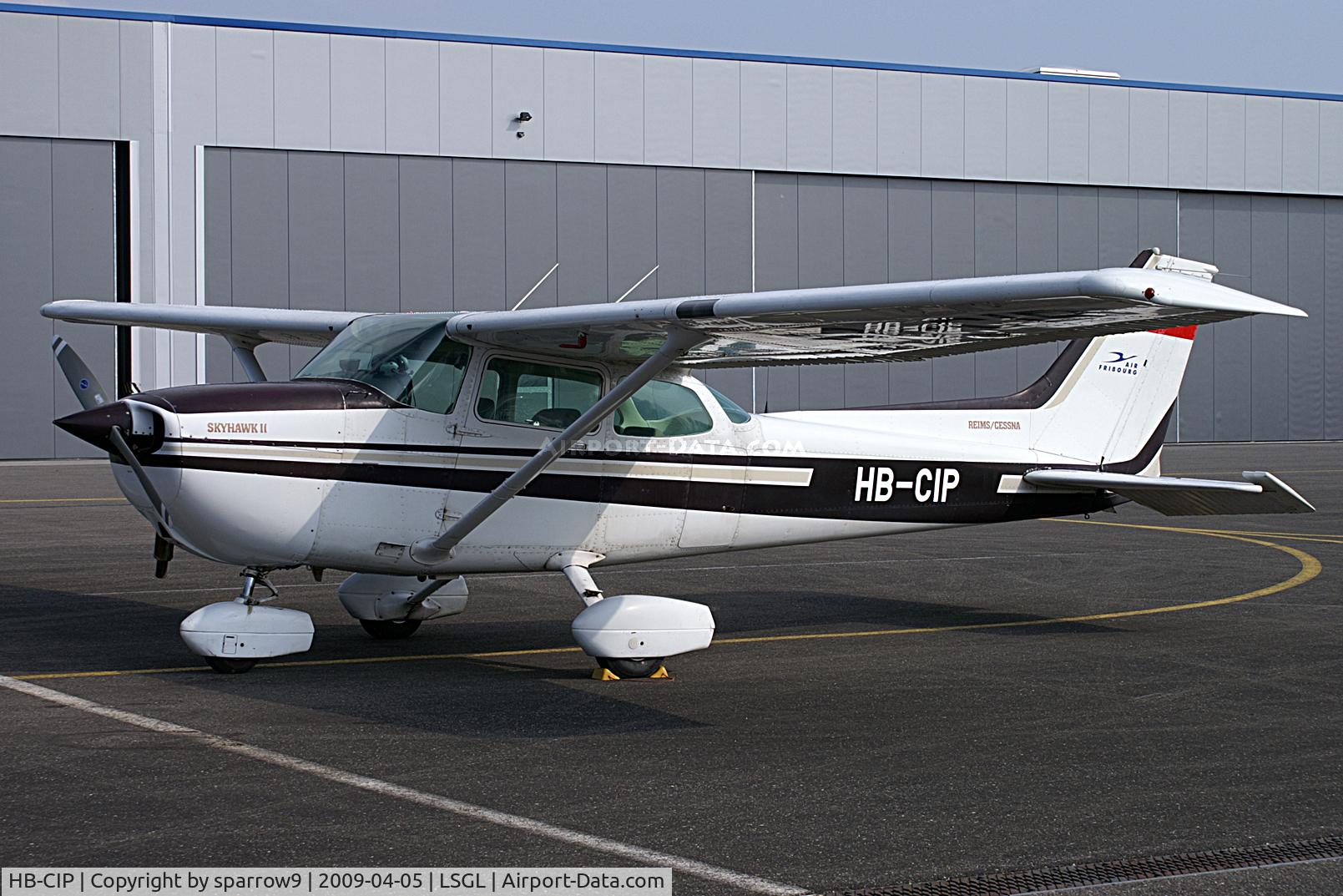 HB-CIP, 1982 Reims F172P C/N 2153, Sunday afternoon