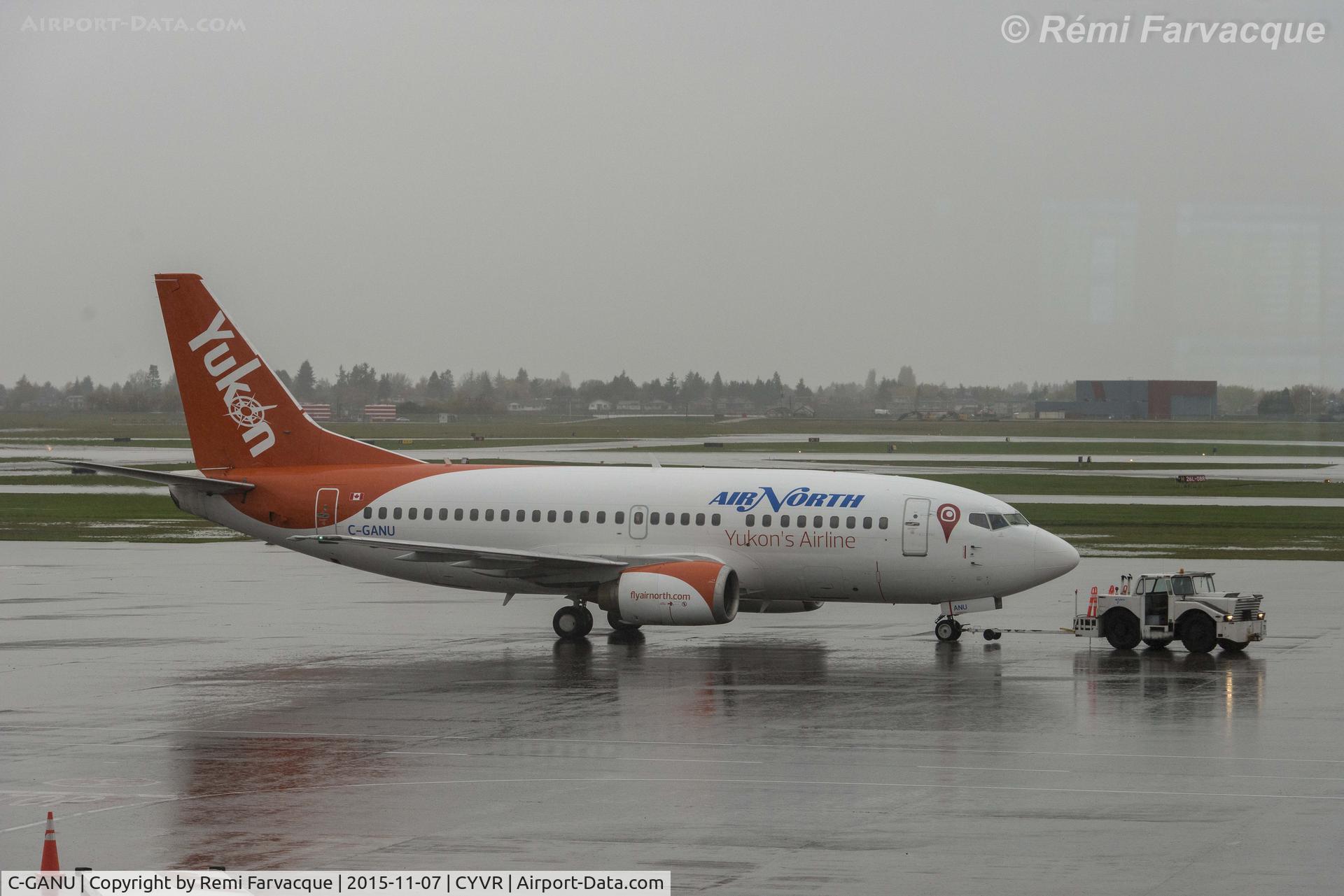C-GANU, 1992 Boeing 737-55D C/N 27416, Being towed out for departure