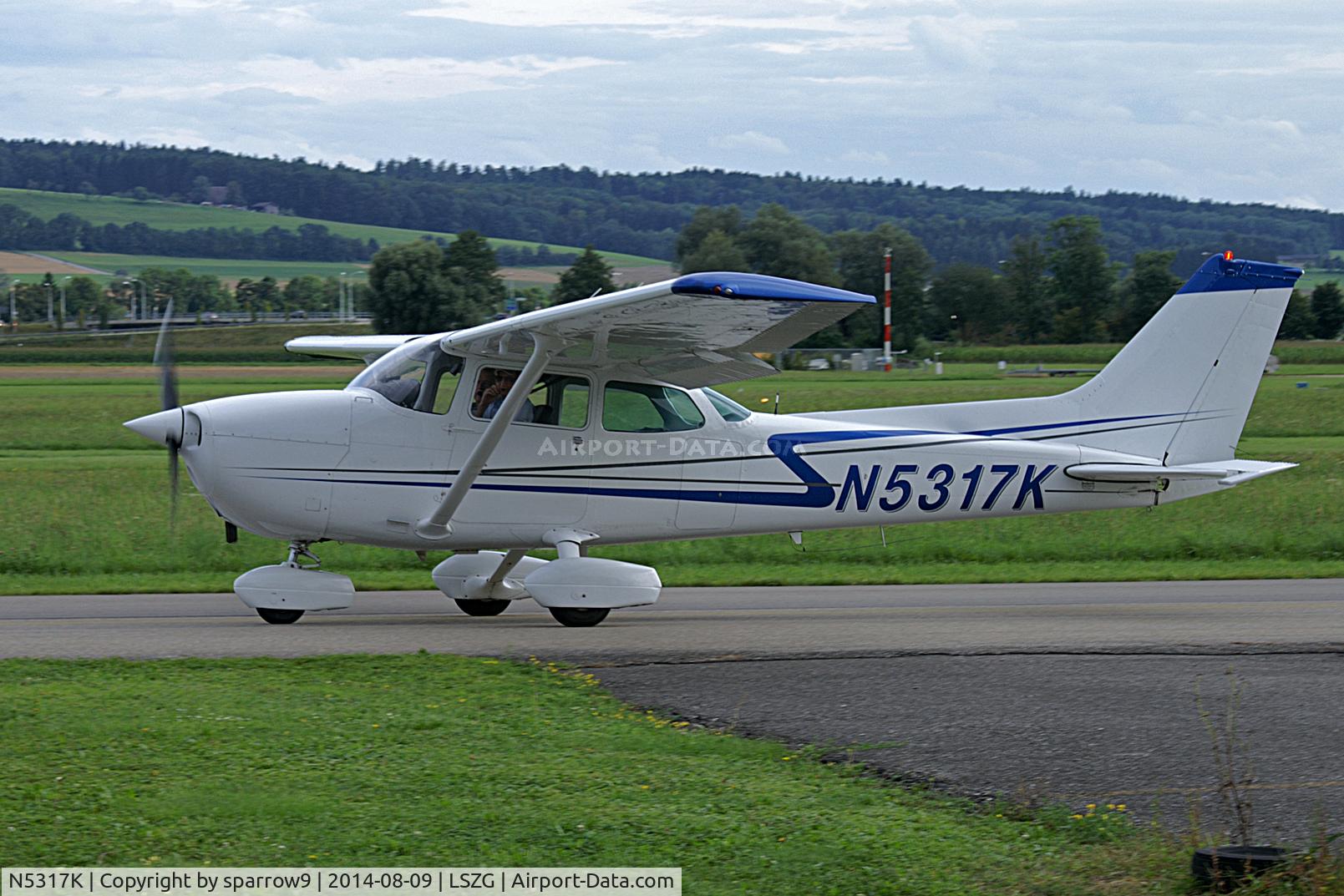 N5317K, 1980 Cessna 172P C/N 17274061, Taxying for runway 25