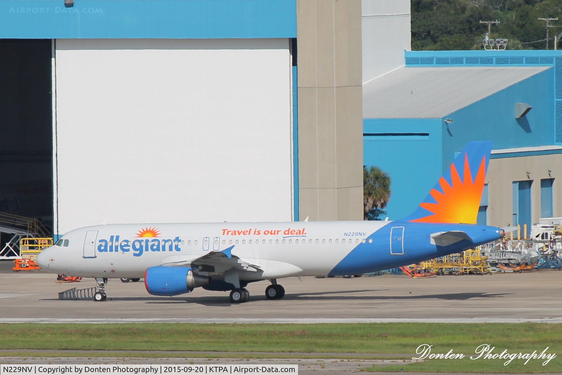 N229NV, 1997 Airbus A320-214 C/N 730, An Allegiant Airbus A320 (N229NV) undergoes maintenance at Tampa International Airport