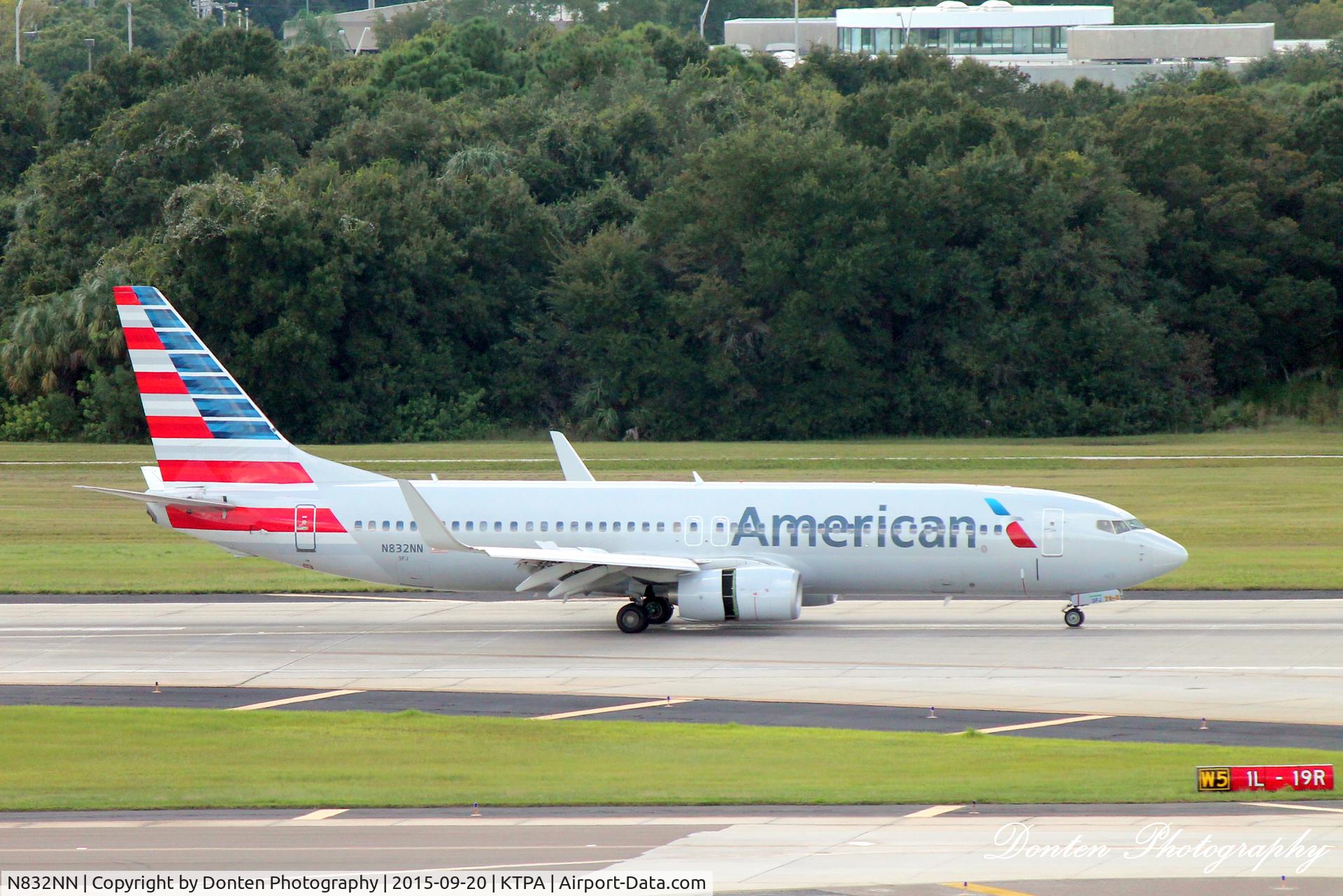 N832NN, 2010 Boeing 737-823 C/N 33521, American Flight 1253 (N832NN) arrives at Tampa International Airport following flight from Chicago-O'Hare International Airport
