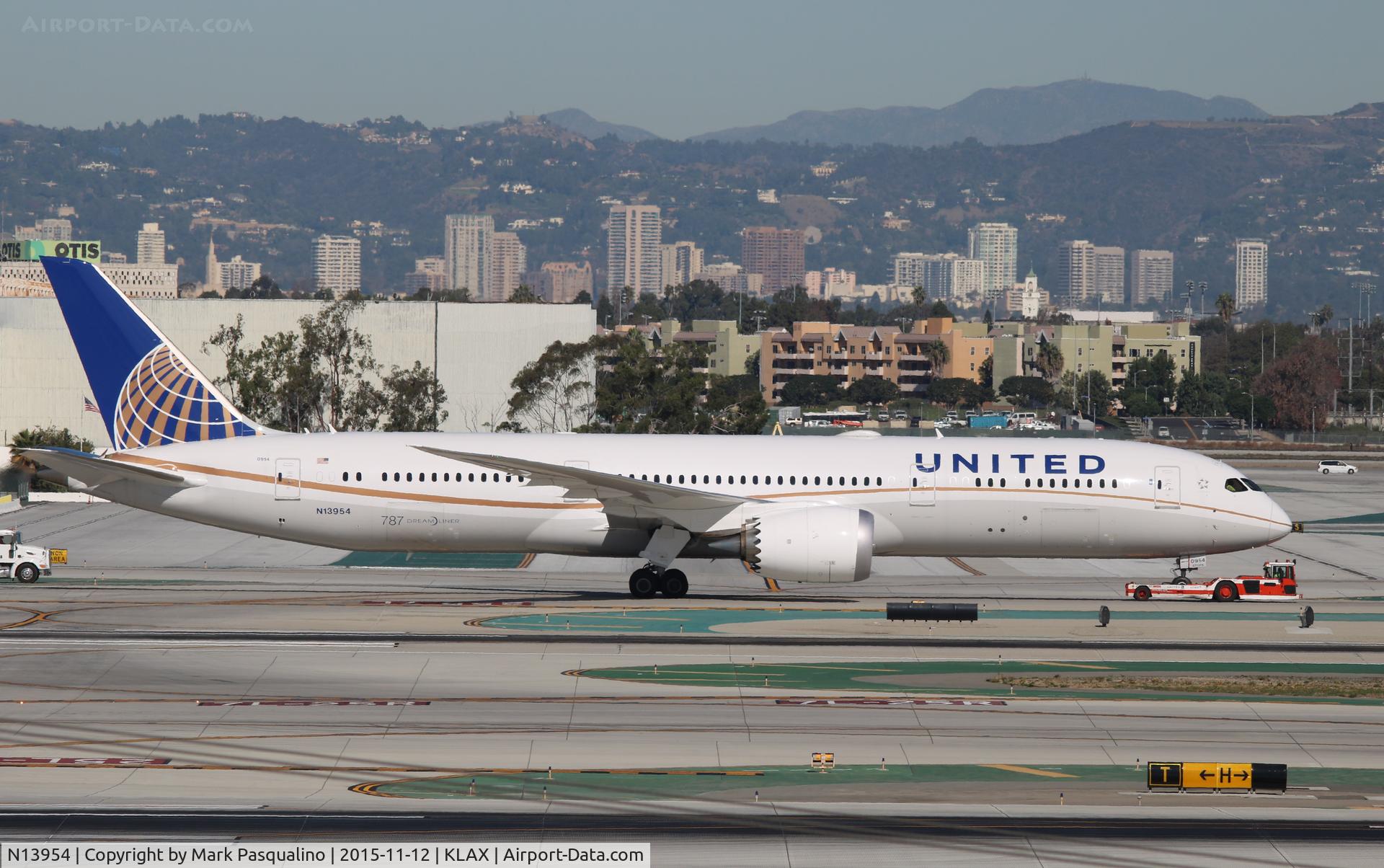 N13954, 2015 Boeing 787-9 Dreamliner C/N 36405, Boeing 787-9