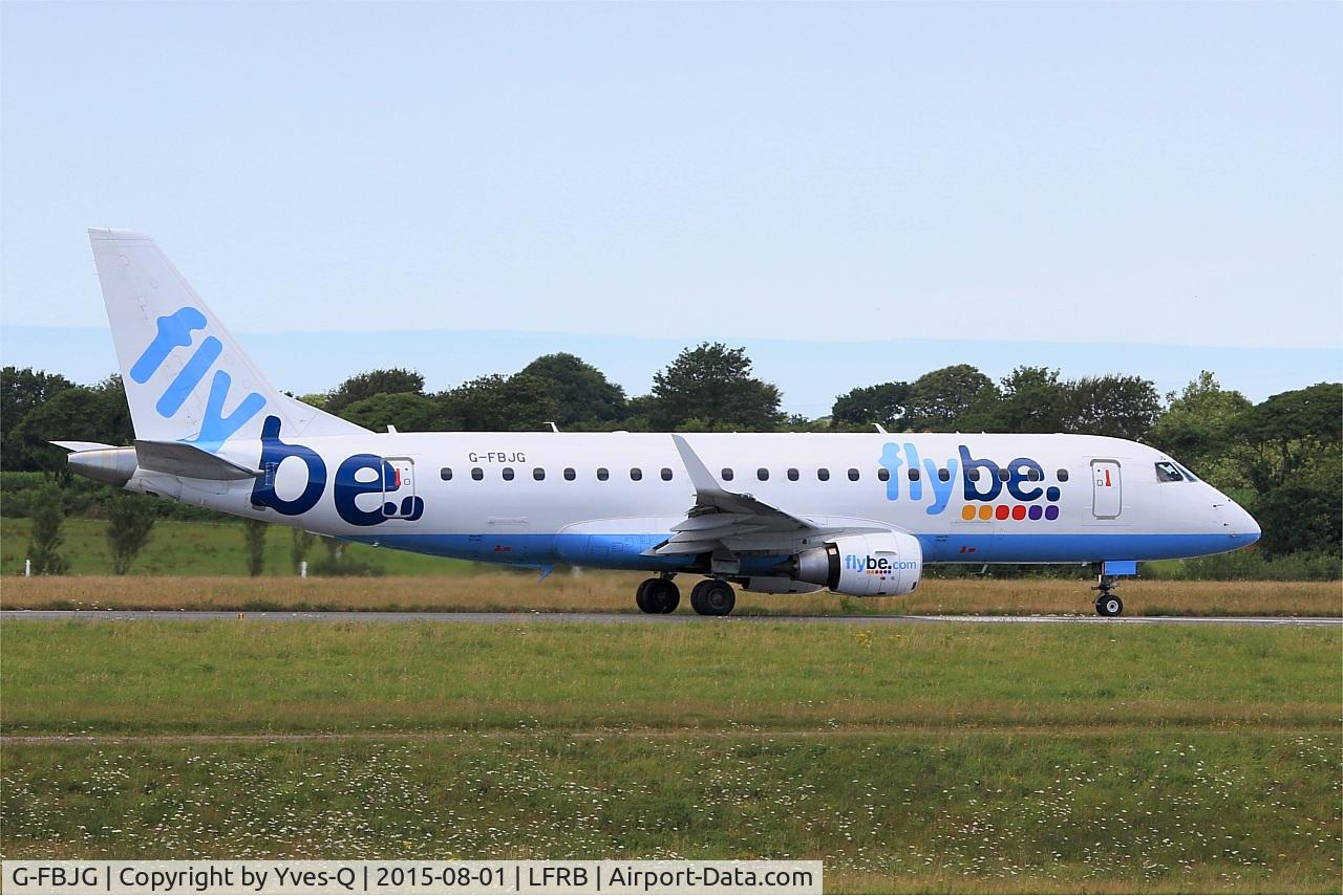 G-FBJG, 2012 Embraer 175STD (ERJ-170-200) C/N 17000344, Embraer ERJ-175STD, Taxiing to holding point rwy 25L, Brest-Bretagne airport (LFRB-BES)