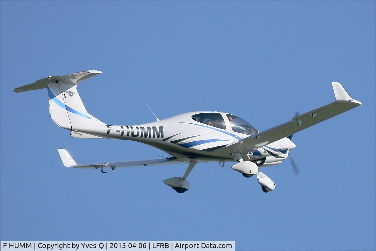 F-HUMM, Diamond DA-40 Diamond Star C/N D4.357, Diamond DA-40 Diamond Star, Flight over Brest-Bretagne airport (LFRB-BES)