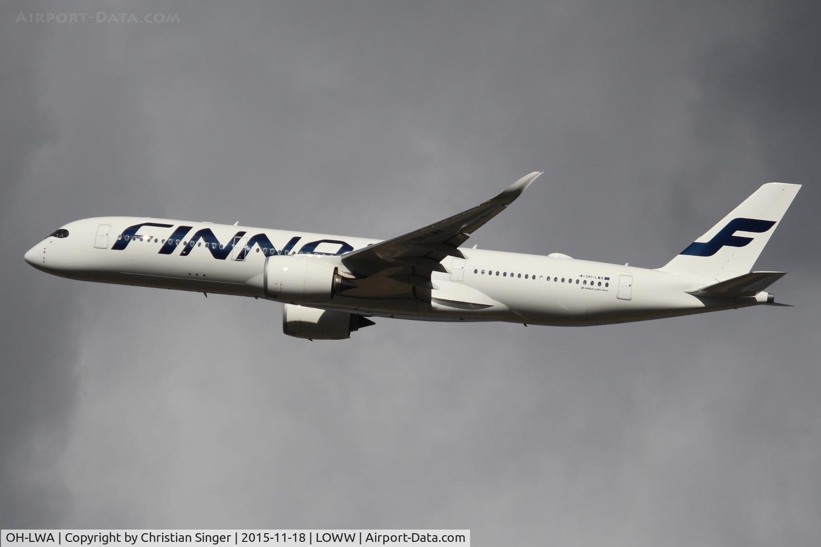 OH-LWA, 2015 Airbus A350-941 C/N 018, RWY 29