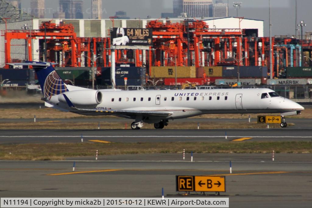 N11194, 2005 Embraer ERJ-145XR (EMB-145XR) C/N 14500940, Take off