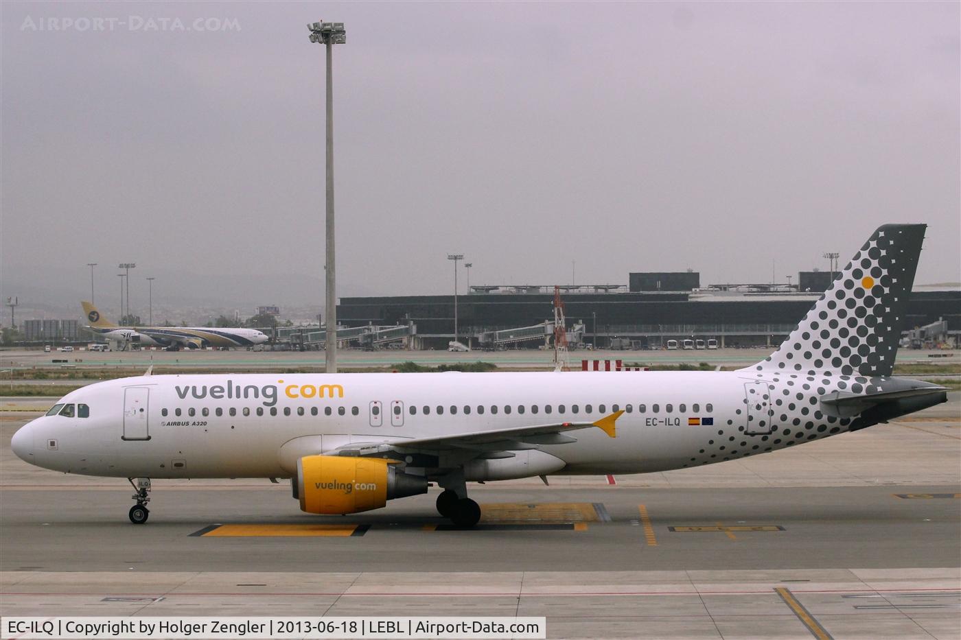 EC-ILQ, 2002 Airbus A320-214 C/N 1736, Ready for taxi...
