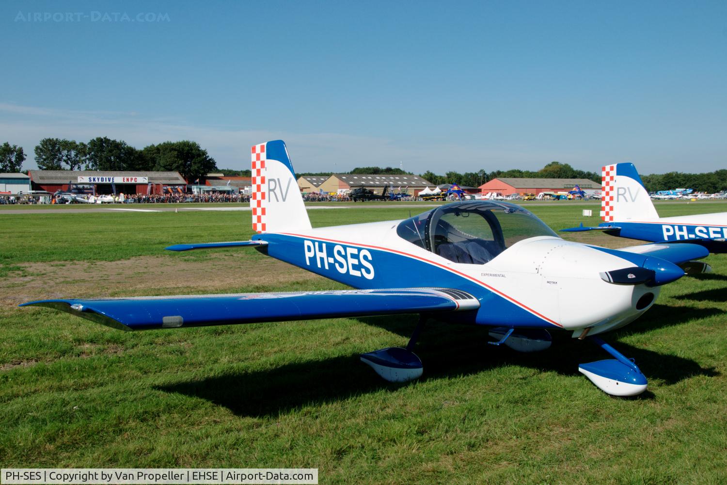 PH-SES, Vans RV-12 C/N 120790, Van's RV-12 of AirWings Seppe B.V. parked at Breda airport (Seppe), the Netherlands