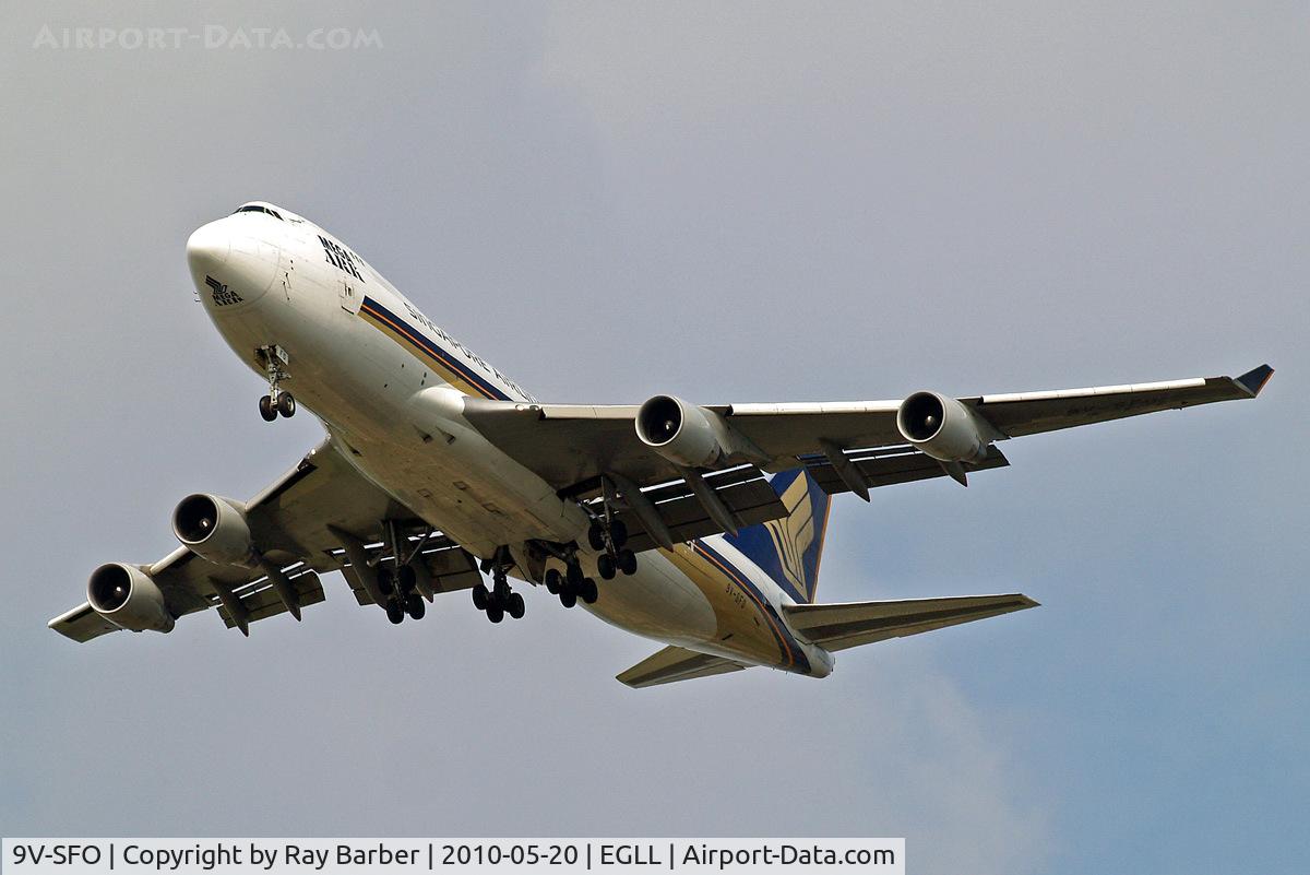 9V-SFO, 2004 Boeing 747-412F/SCD C/N 32900, Boeing 747-412F [32900] (Singapore Airlines Cargo) Home~G 20/05/2010. On approach 27R.