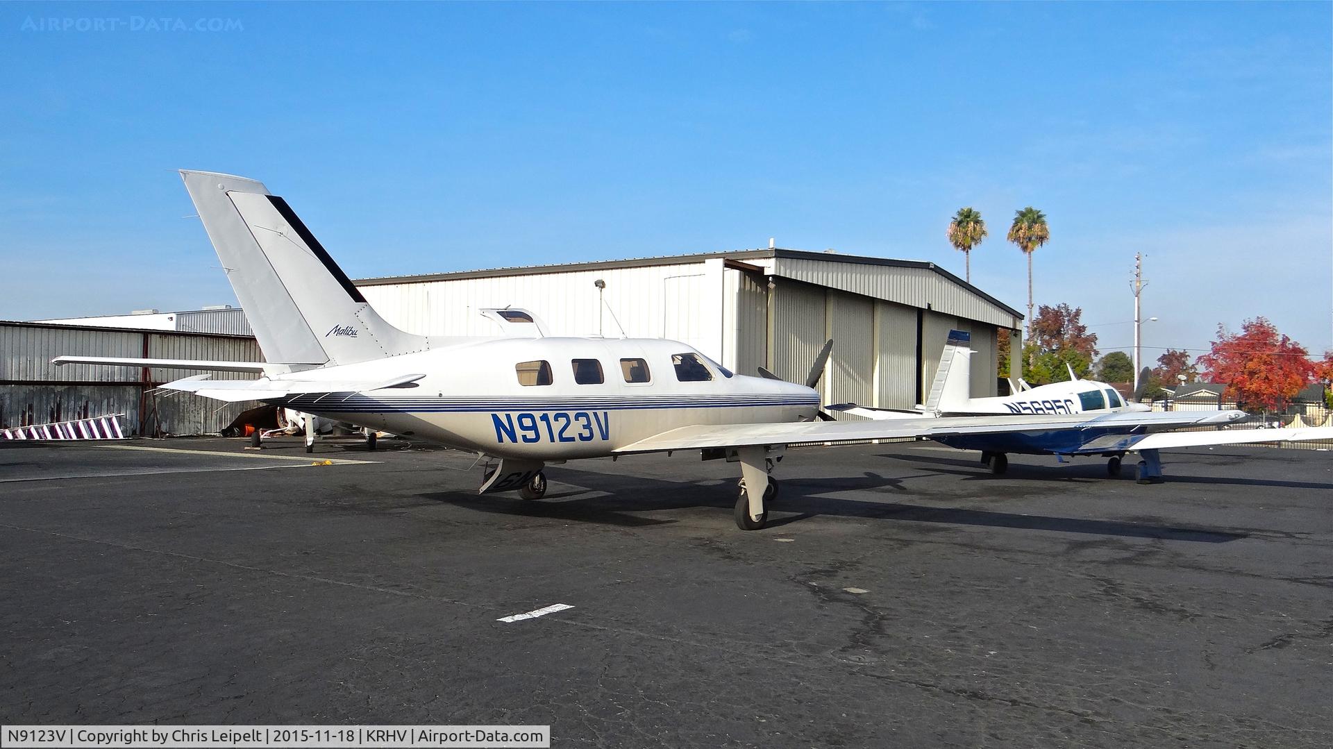N9123V, 1987 Piper PA-46-310P Malibu C/N 4608060, California-based 1987 Piper Malibu sitting in front of the Aerial Avionics hangar for light maintenance at Reid Hillview Airport, San Jose, CA.