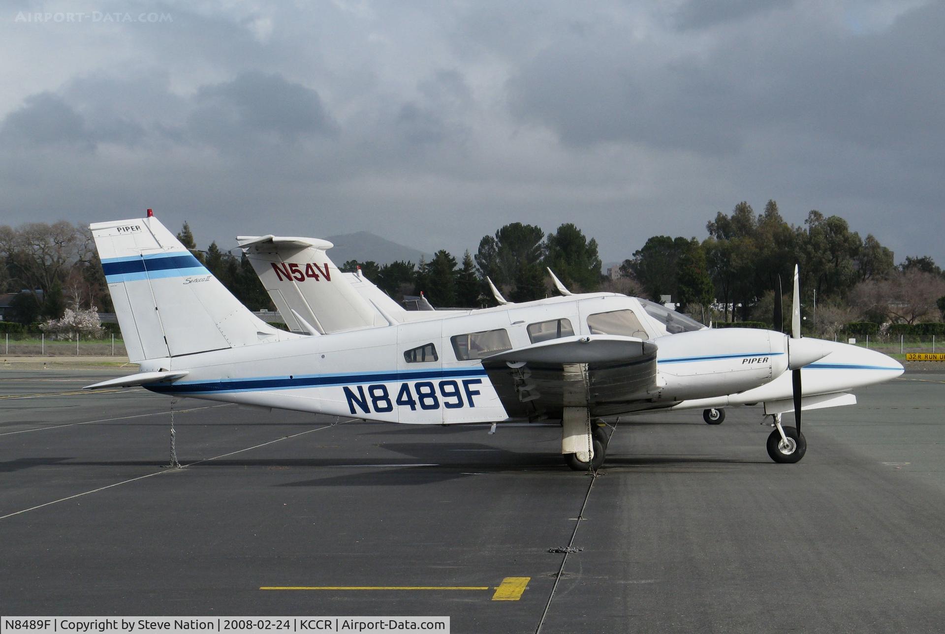 N8489F, 1976 Piper PA-34-200T C/N 34-7770088, Locally-based 1976 PA-34-200T Seneca @ Buchanan Field, Concord, CA