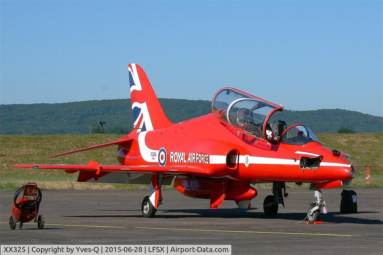 XX325, 1980 Hawker Siddeley Hawk T.1 C/N 169/312150, Royal Air Force Red Arrows Hawker Siddeley Hawk T.1, Static display, Luxeuil-St Sauveur Air Base 116 (LFSX) Open day 2015