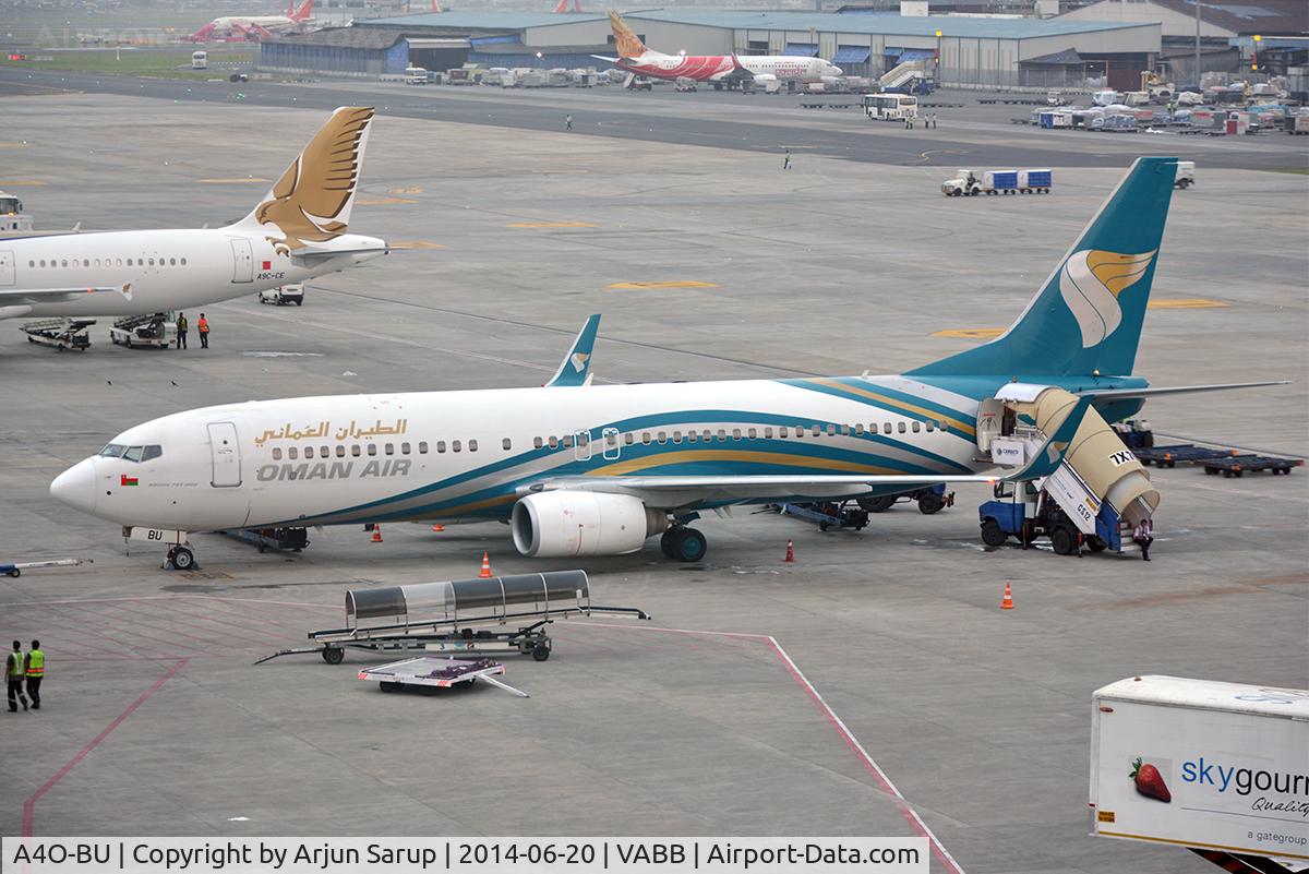 A4O-BU, 2003 Boeing 737-81M C/N 35108, On the apron early in the morning at CSIA.