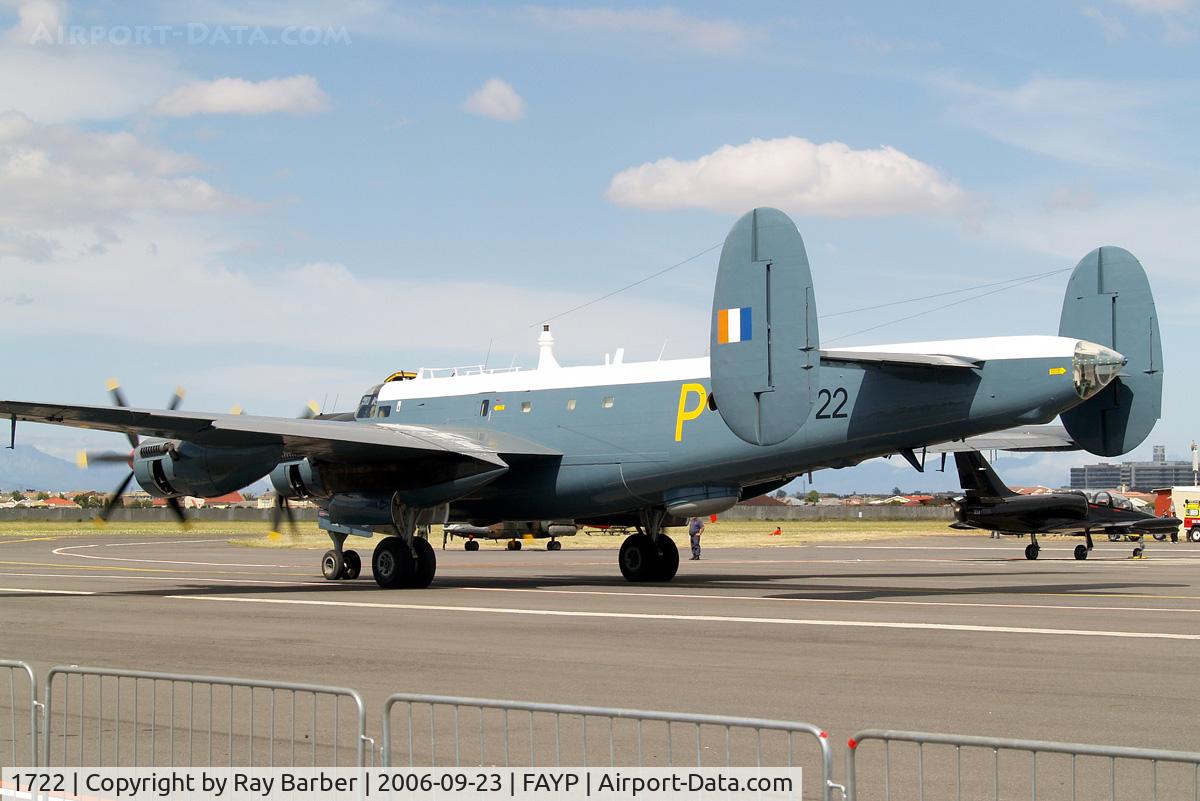 1722, 1957 Avro 716 Shackleton MR.3 C/N 1532, Avro 696 Shackleton MR.3 [1532] (South African Air Force) Ysterplaat~ZS 23/09/2006
