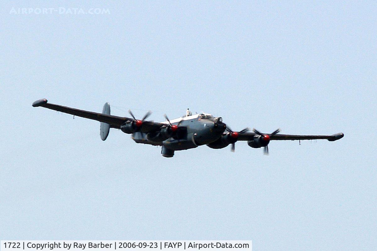 1722, 1957 Avro 716 Shackleton MR.3 C/N 1532, Avro 696 Shackleton MR.3 [1532] (South African Air Force) Ysterplaat~ZS 23/09/2006