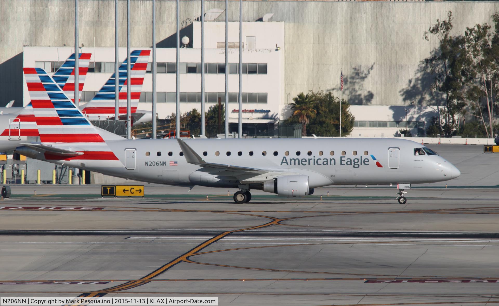 N206NN, 2015 Embraer 175LR (ERJ-170-200LR) C/N 17000489, ERJ 170-200 LR