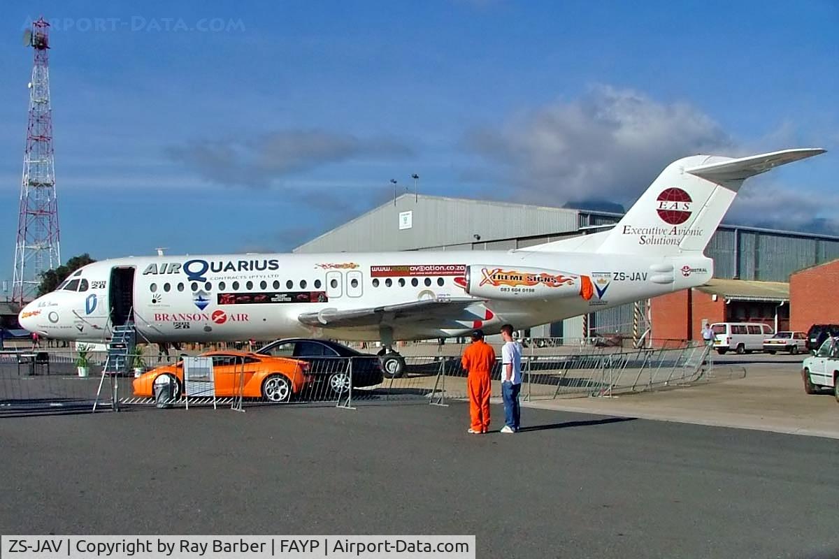 ZS-JAV, 1980 Fokker F-28-4000 Fellowship C/N 11161, Fokker F.28-4000 Fellowship [11161] (AirQuarius) Ysterplaat~ZS 23/09/2006