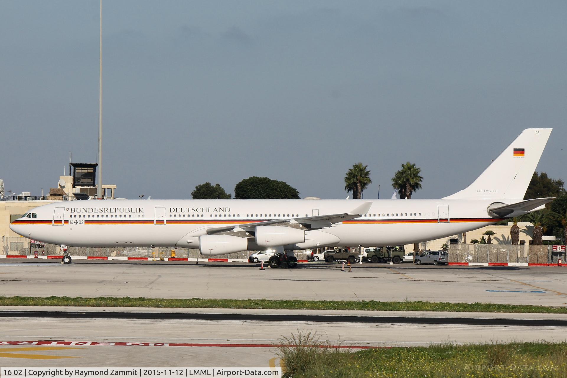 16 02, 1969 Hamburger Flugzeugbau HFB-320 Hansa Jet C/N 1042, A340 16+02 German Air Force