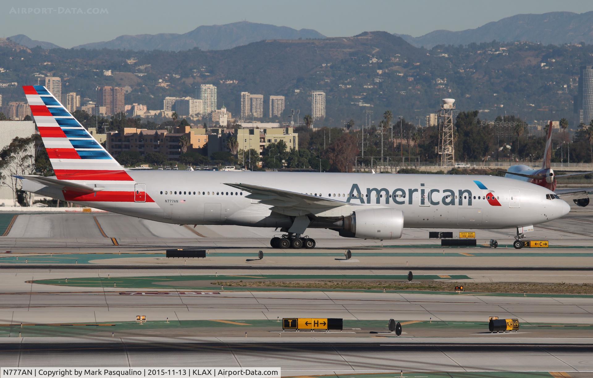 N777AN, 1999 Boeing 777-223 C/N 29585, Boeing 777-200